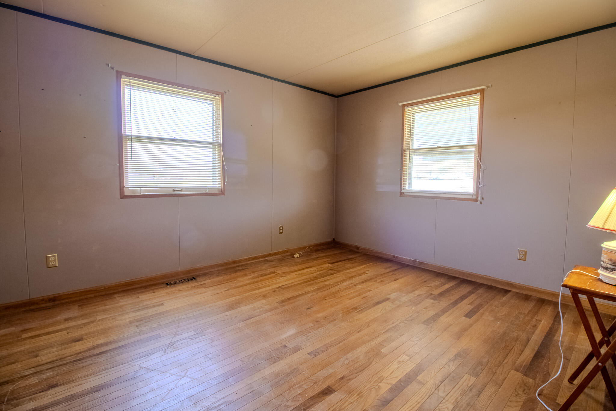 105 W Green Street, San Pierre, IN 46374; Image #5