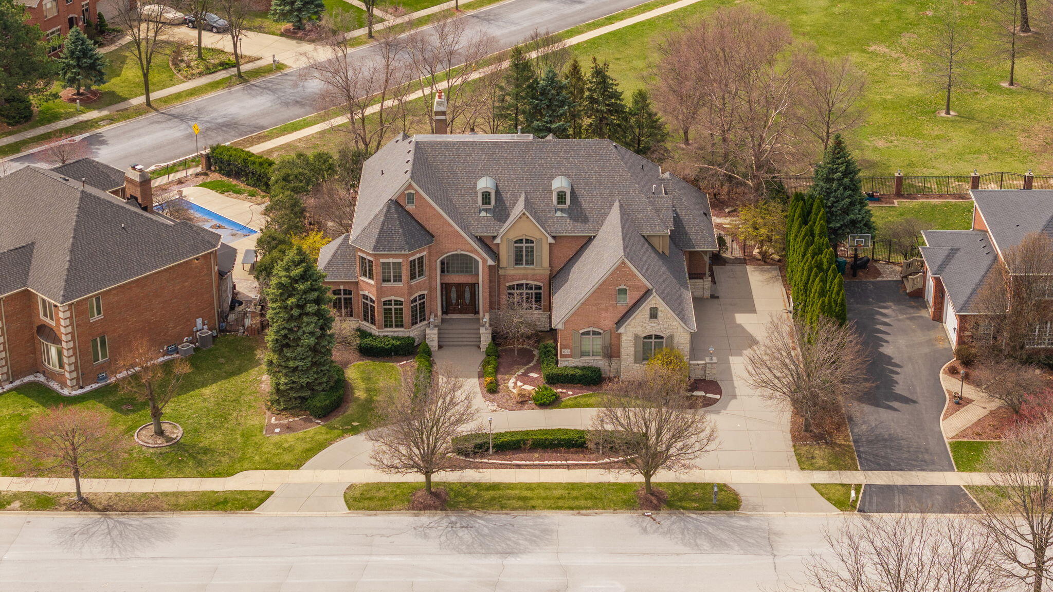 10224 Cherrywood Lane, Munster, IN 46321; Image #101