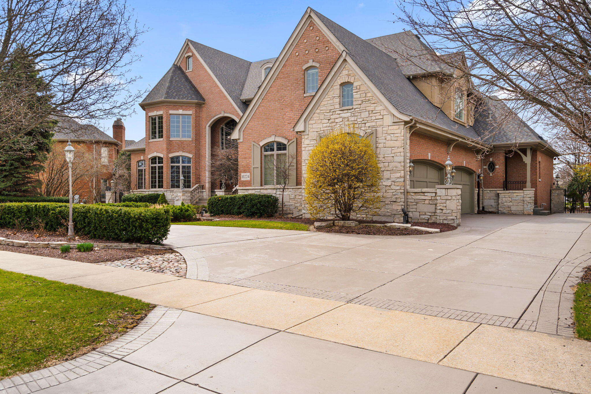 10224 Cherrywood Lane, Munster, IN 46321; Image #11