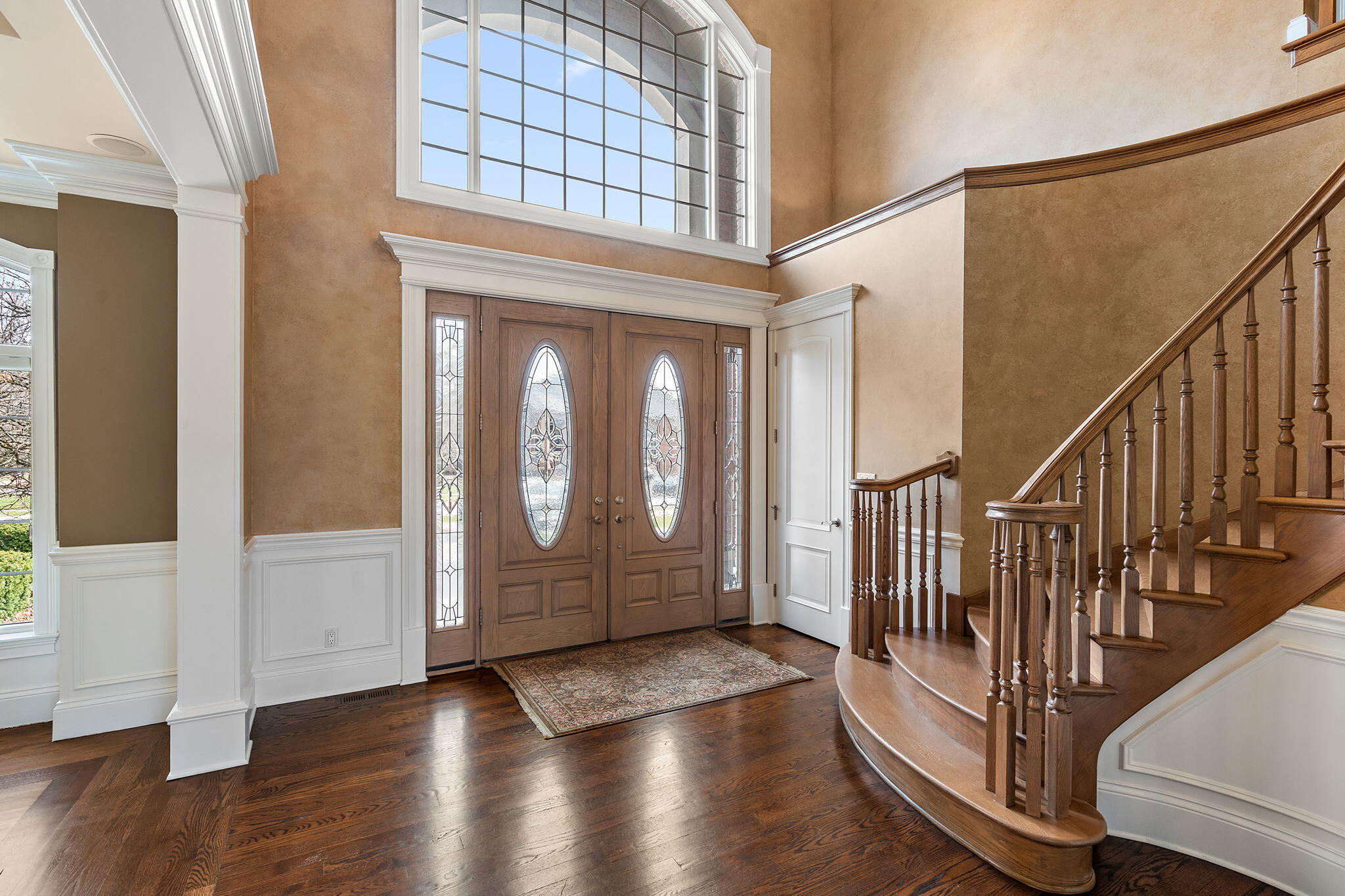 10224 Cherrywood Lane, Munster, IN 46321; Image #17