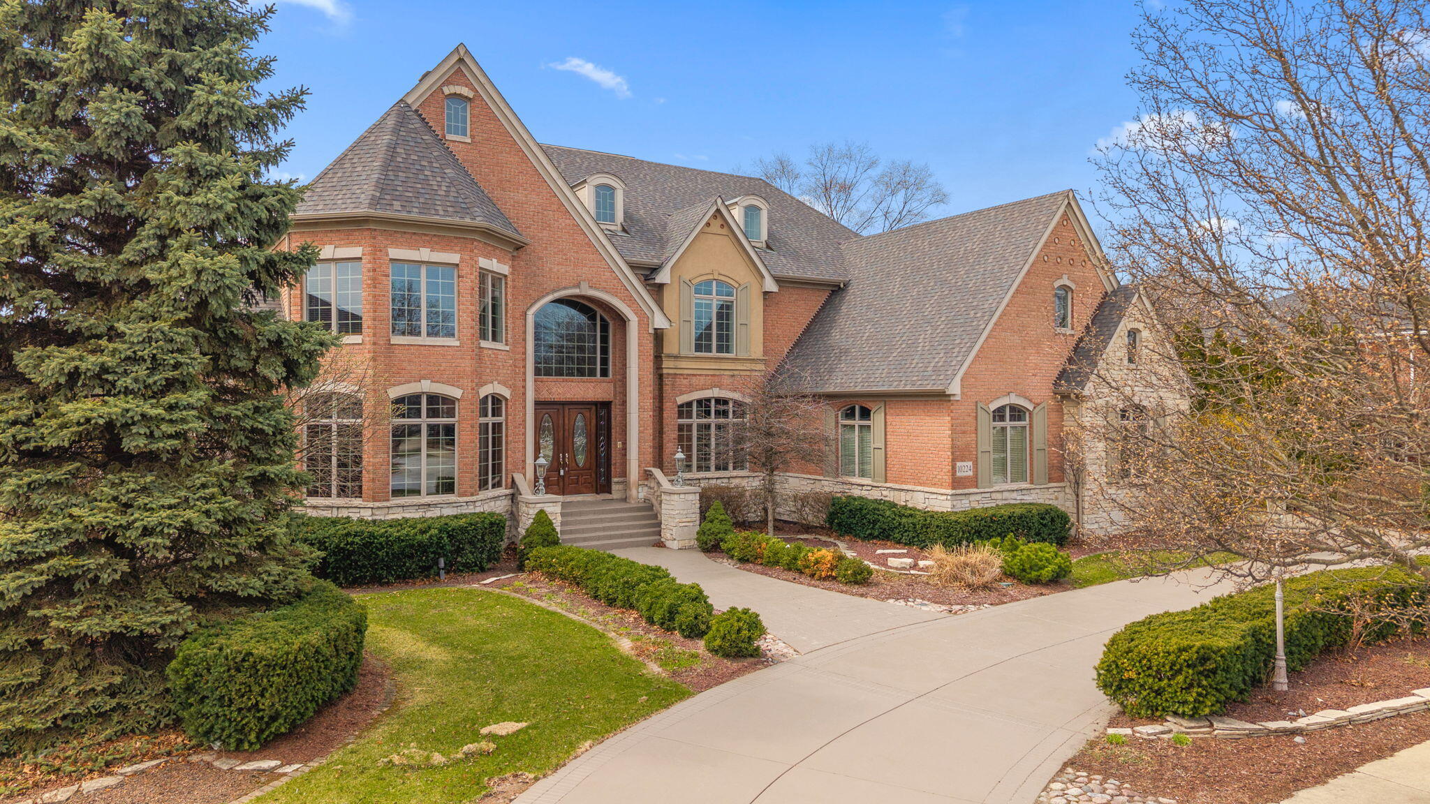 10224 Cherrywood Lane, Munster, IN 46321; Image #5