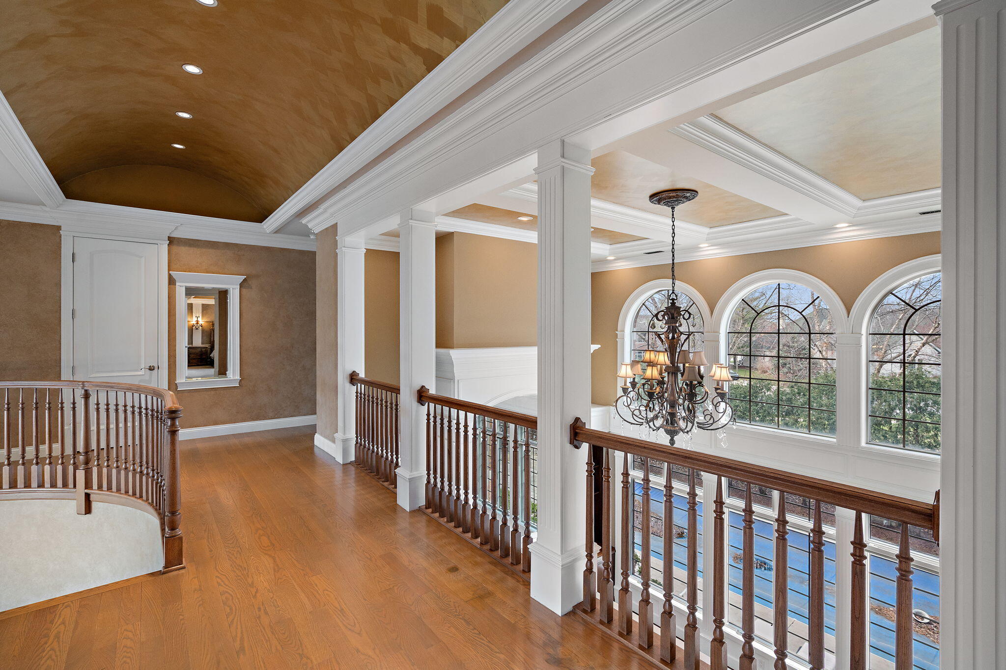10224 Cherrywood Lane, Munster, IN 46321; Image #57