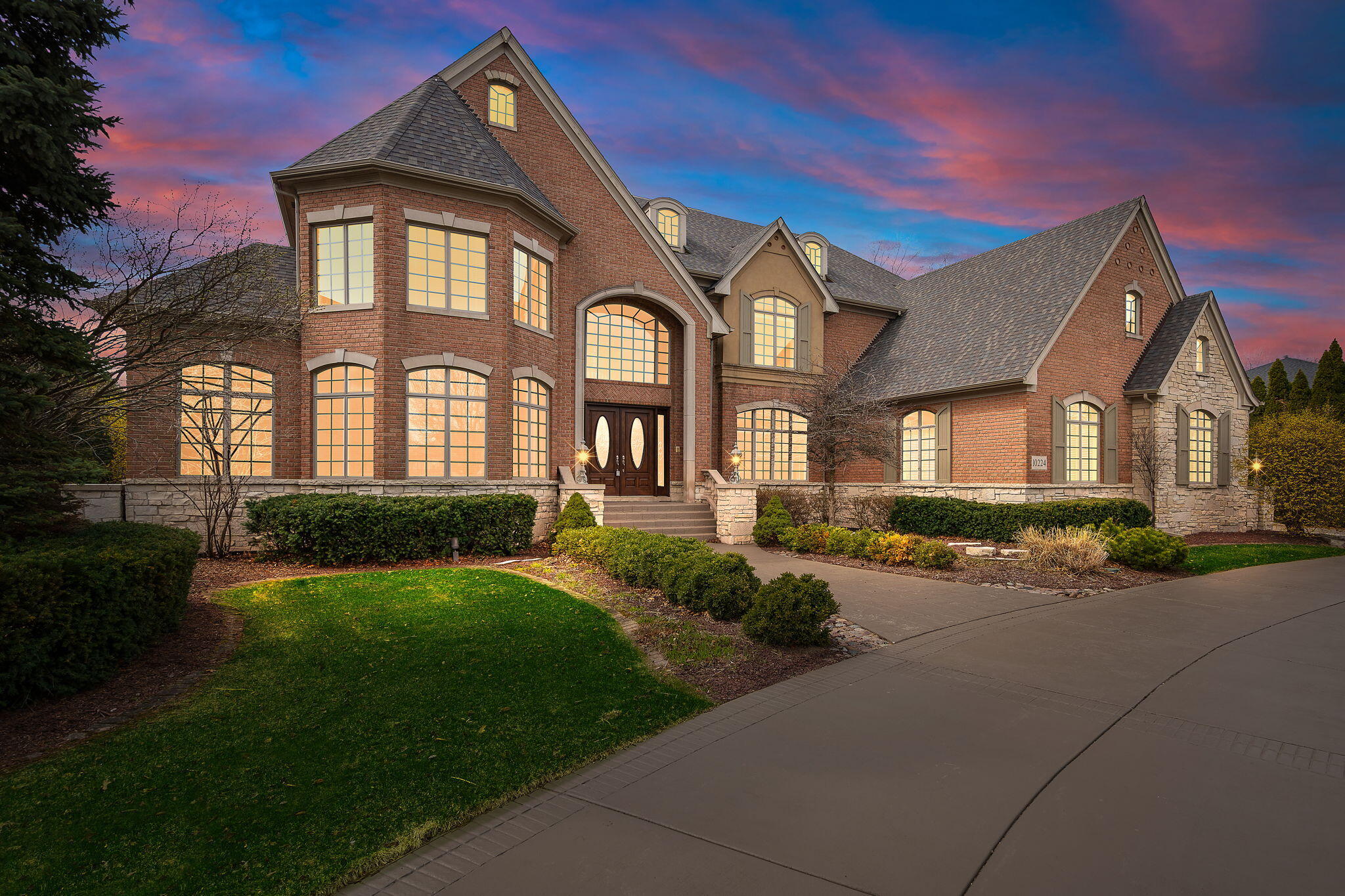 10224 Cherrywood Lane, Munster, IN 46321; Image #6