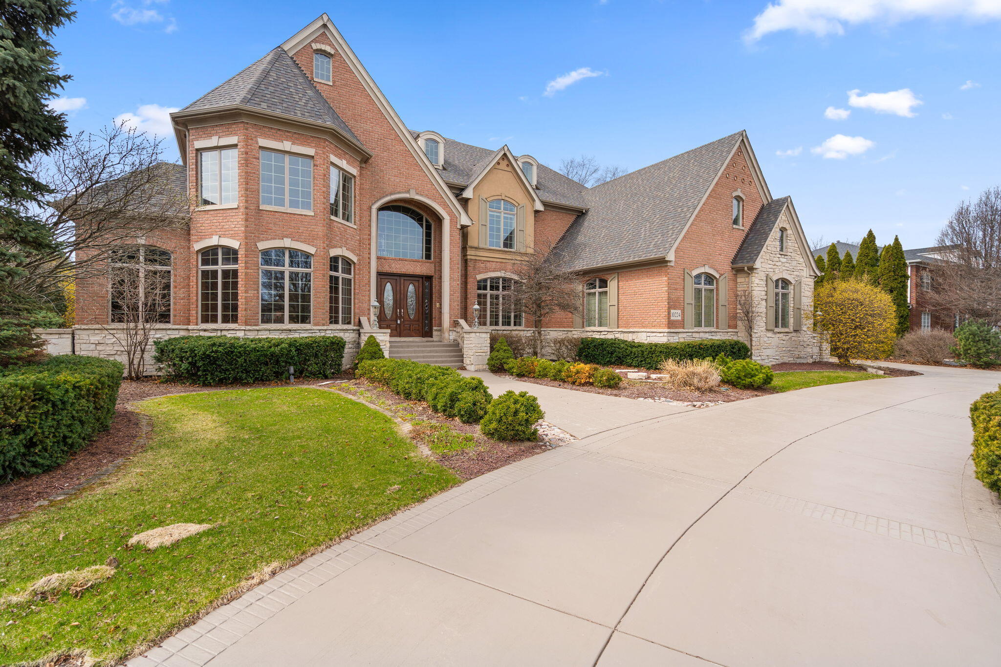 10224 Cherrywood Lane, Munster, IN 46321; Image #7