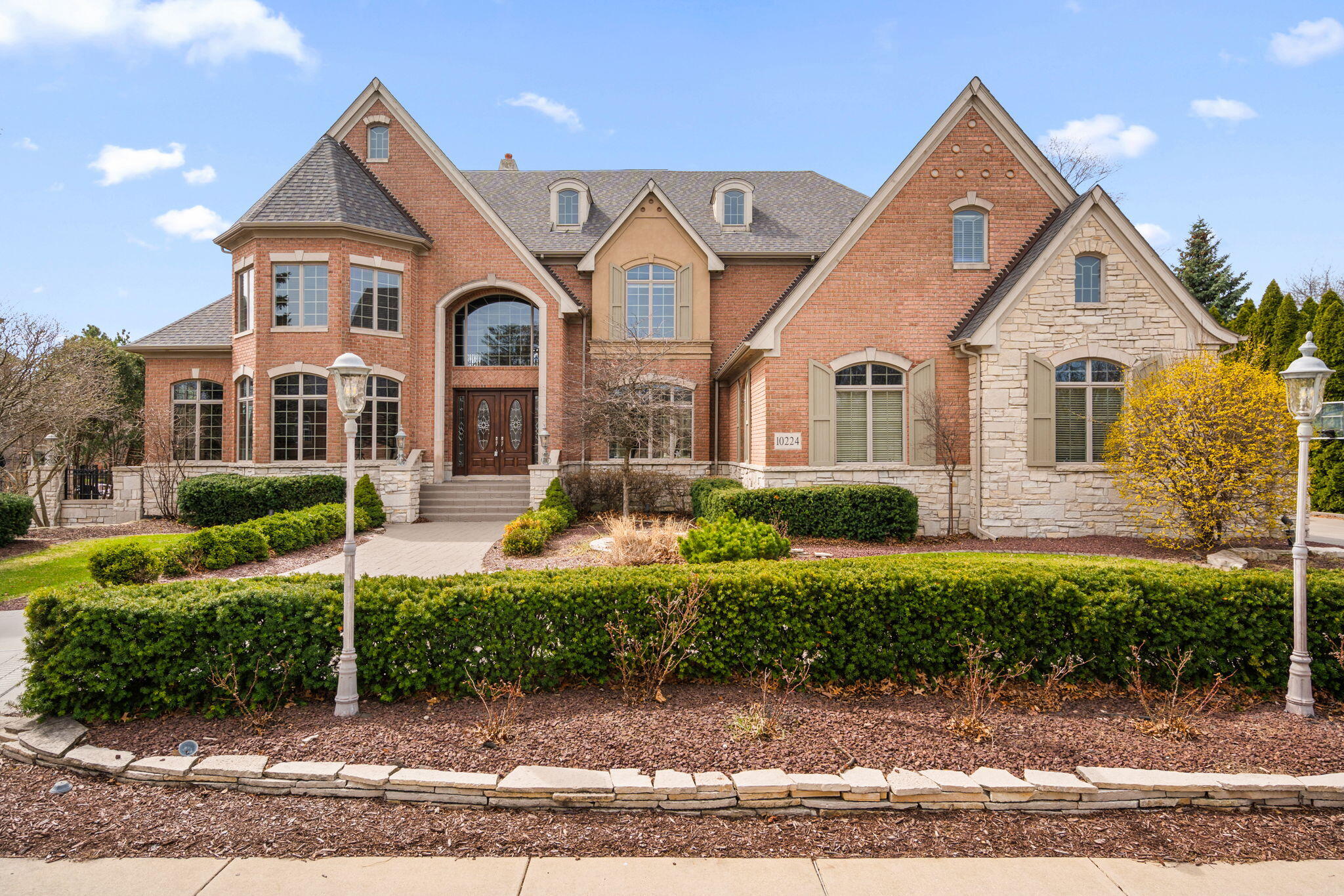 10224 Cherrywood Lane, Munster, IN 46321; Image #8