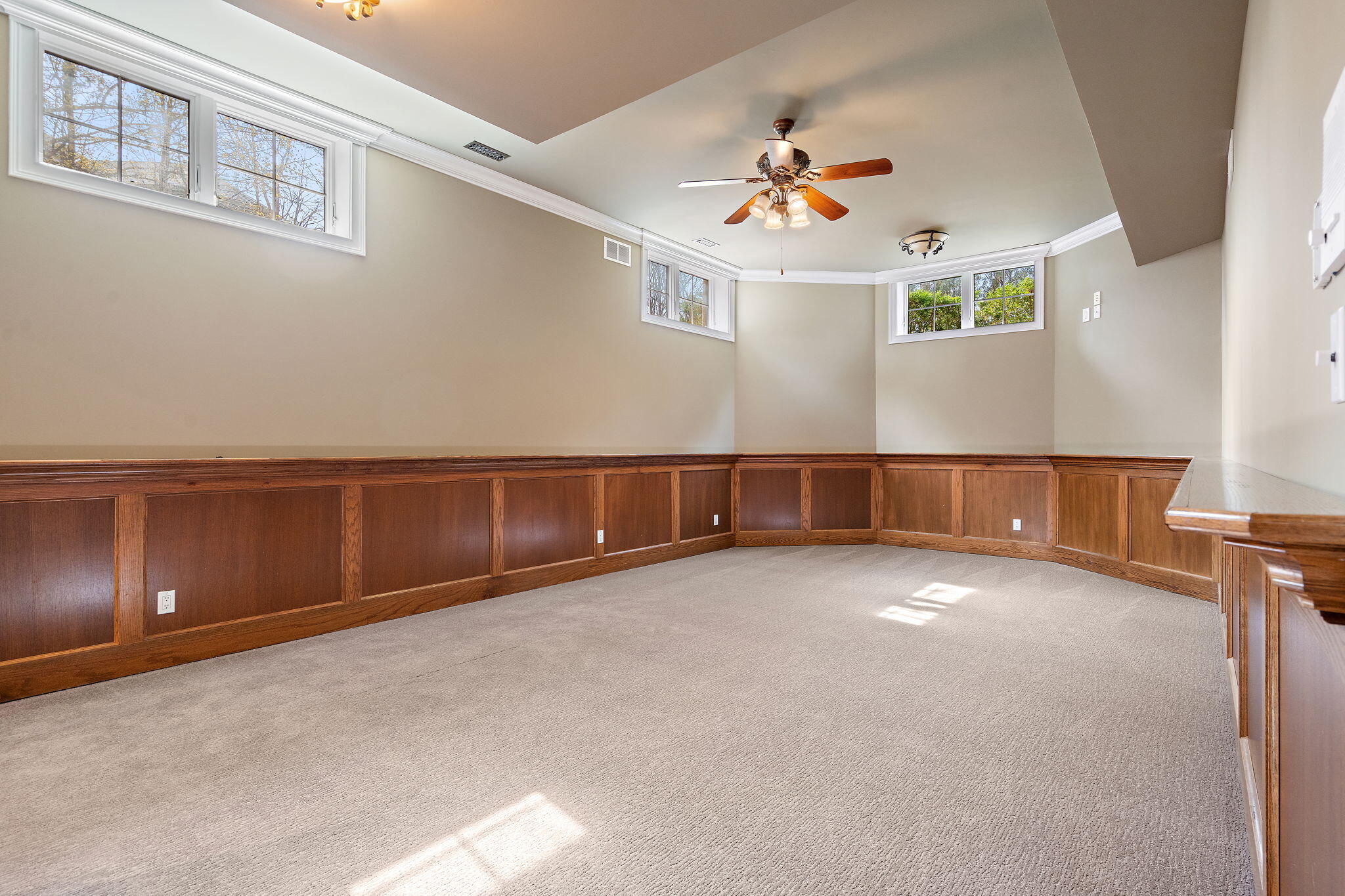10224 Cherrywood Lane, Munster, IN 46321; Image #93