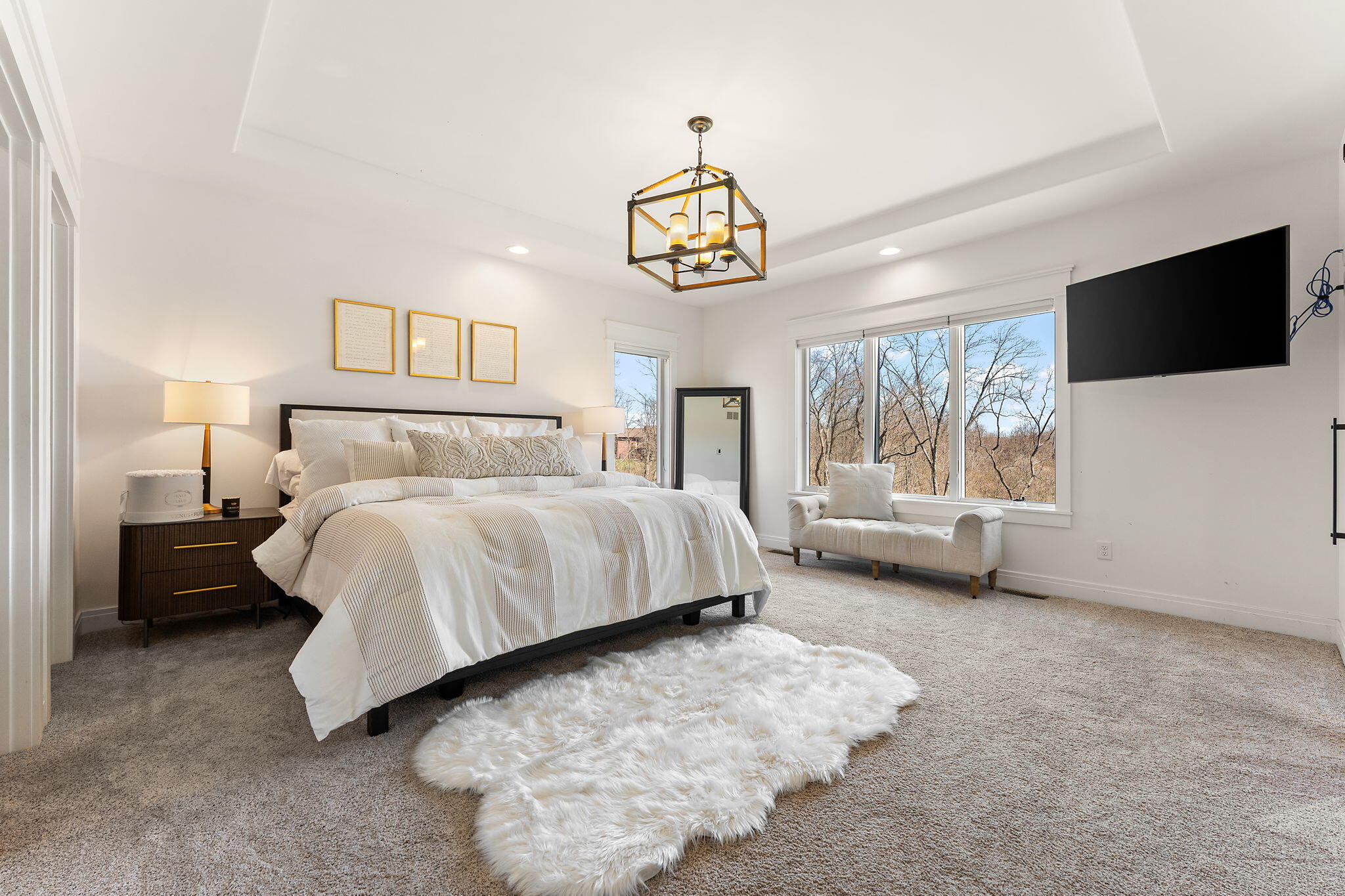 359 W Sandhurst Drive, Valparaiso, IN 46385; Image #14