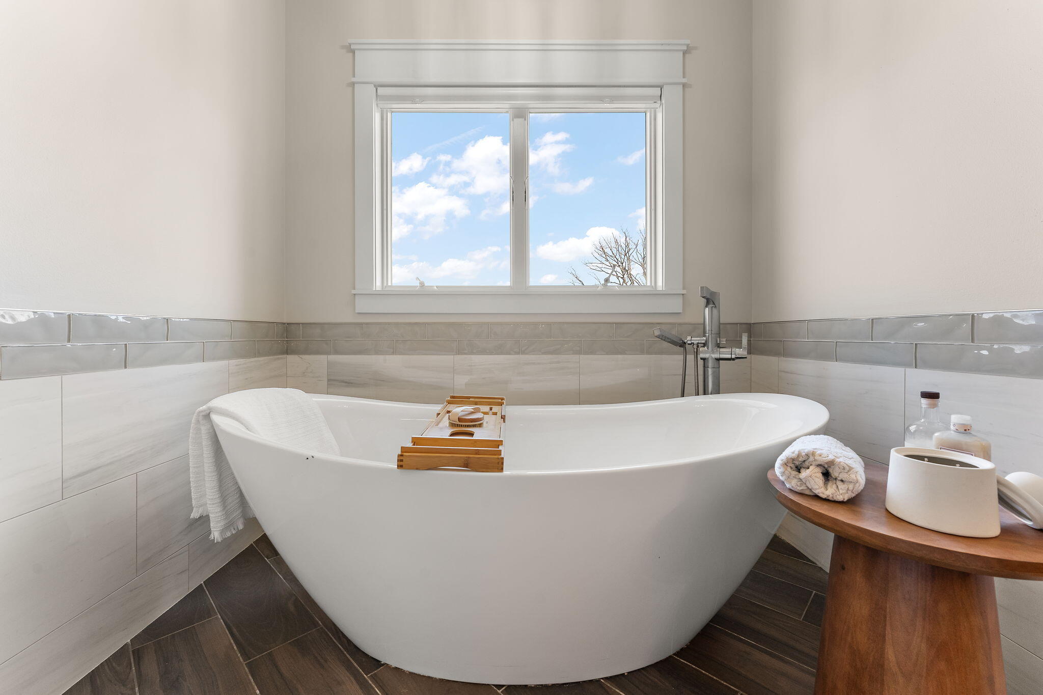 359 W Sandhurst Drive, Valparaiso, IN 46385; Image #16