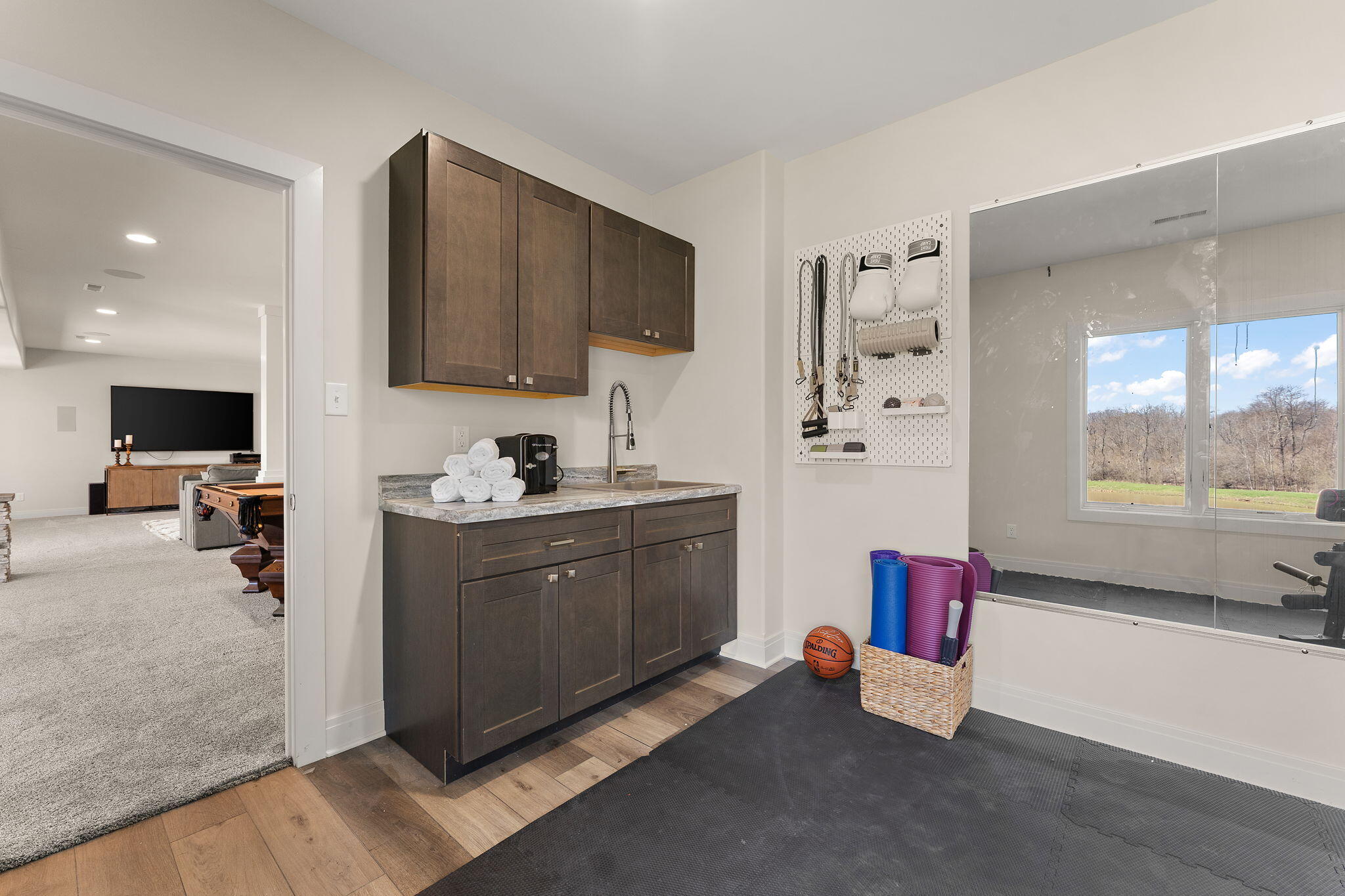359 W Sandhurst Drive, Valparaiso, IN 46385; Image #34