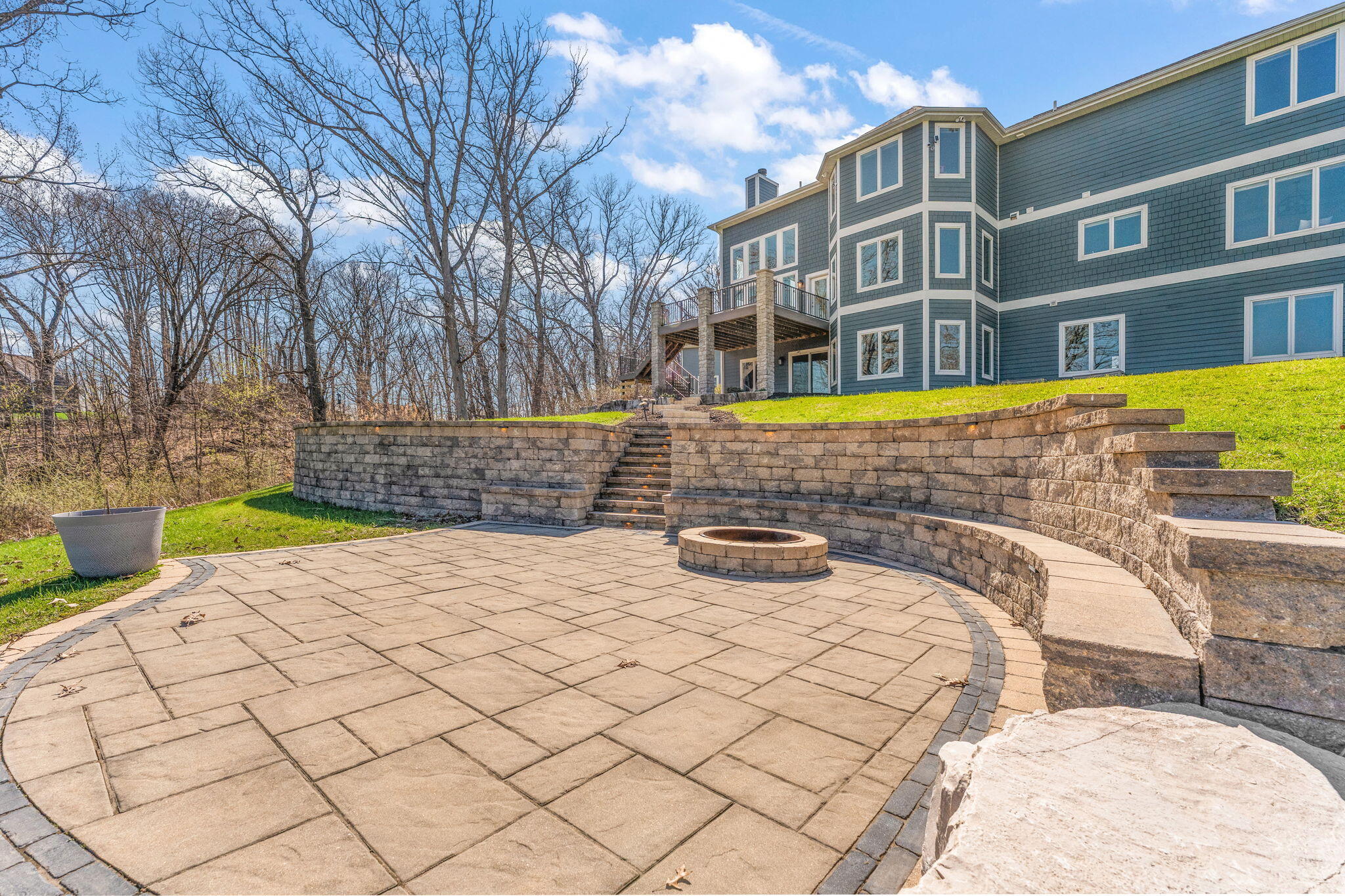 359 W Sandhurst Drive, Valparaiso, IN 46385; Image #39