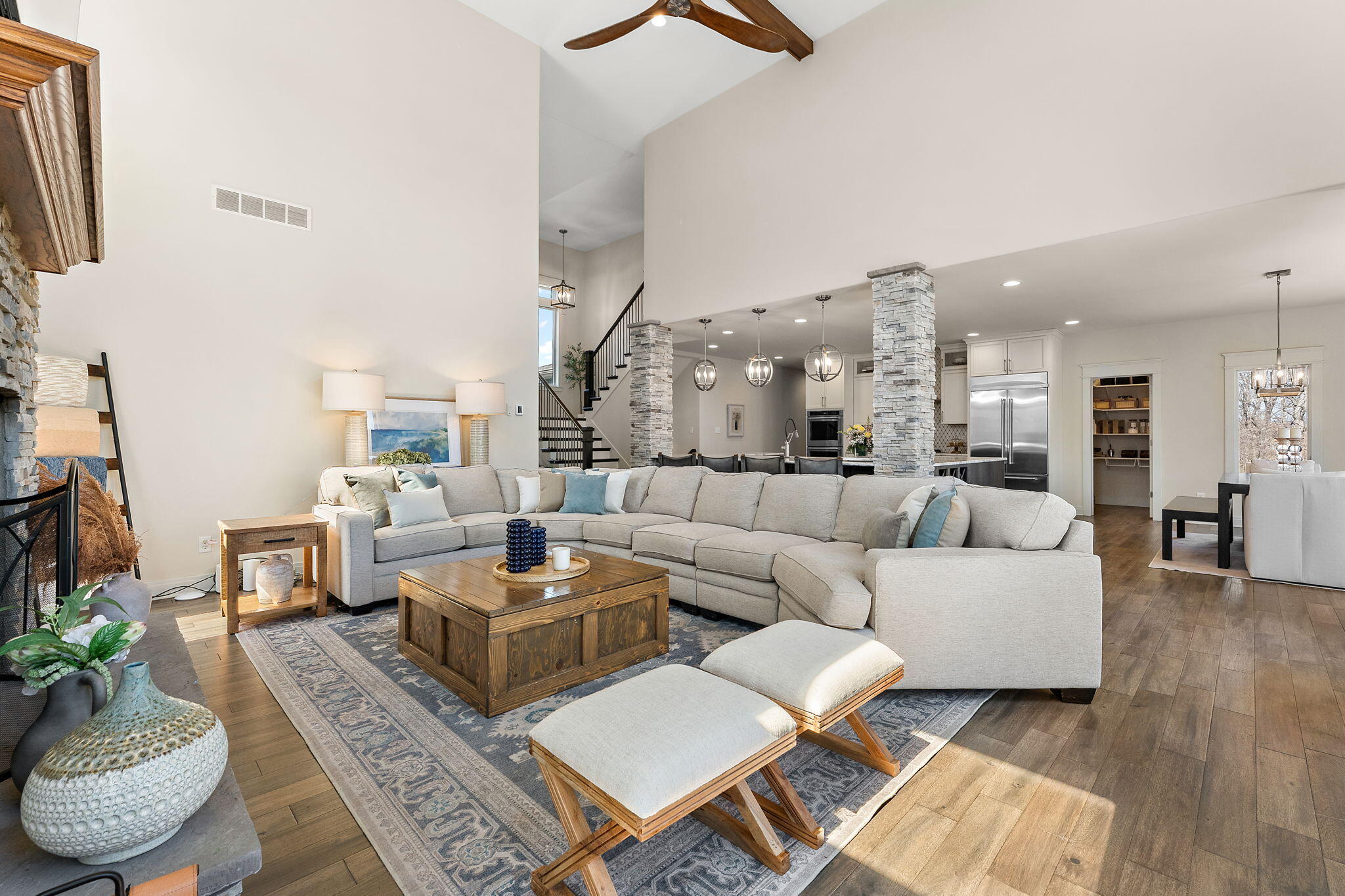359 W Sandhurst Drive, Valparaiso, IN 46385; Image #6