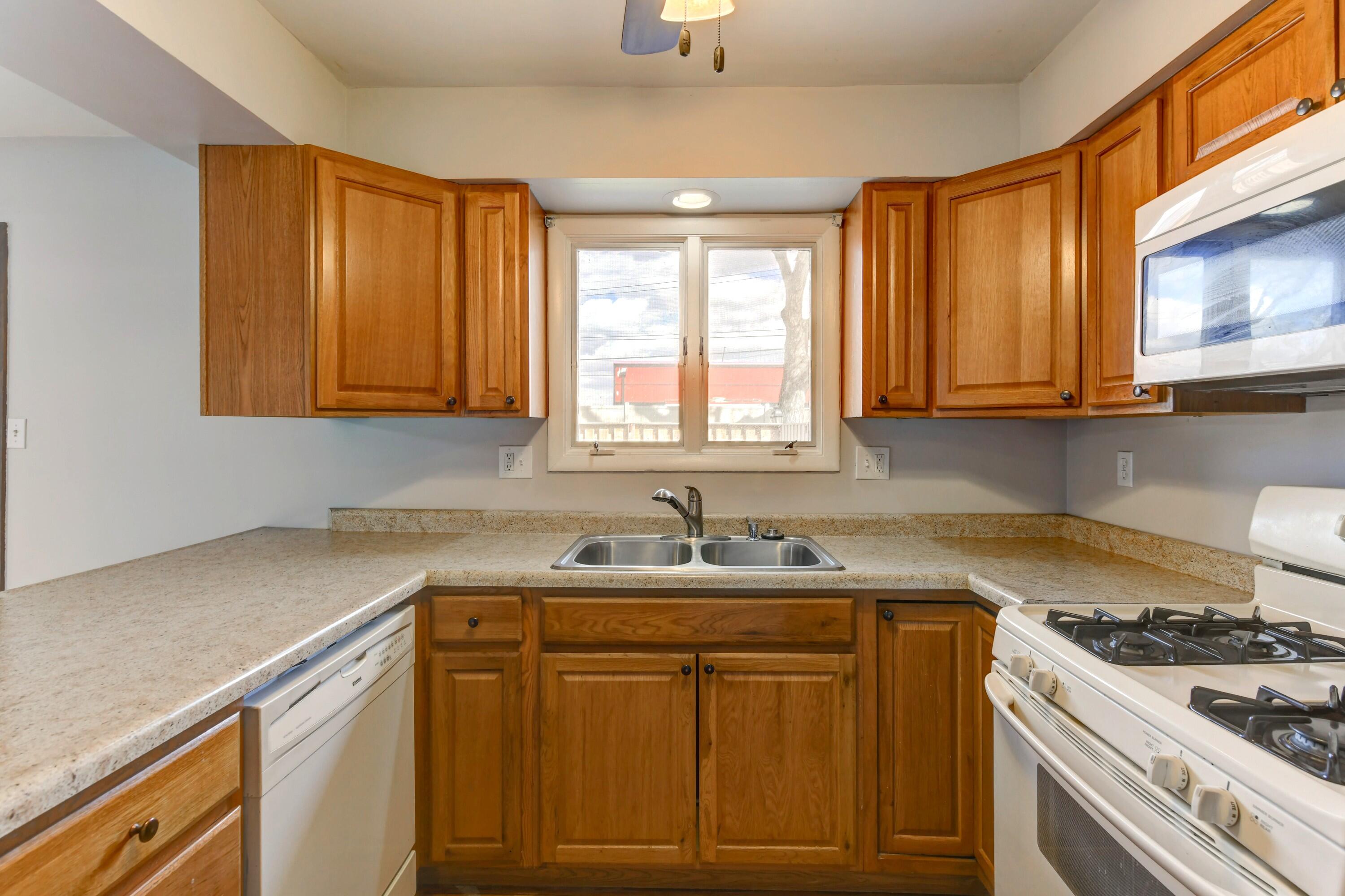 8029 Jefferson Avenue, Munster, IN 46321; Image #7