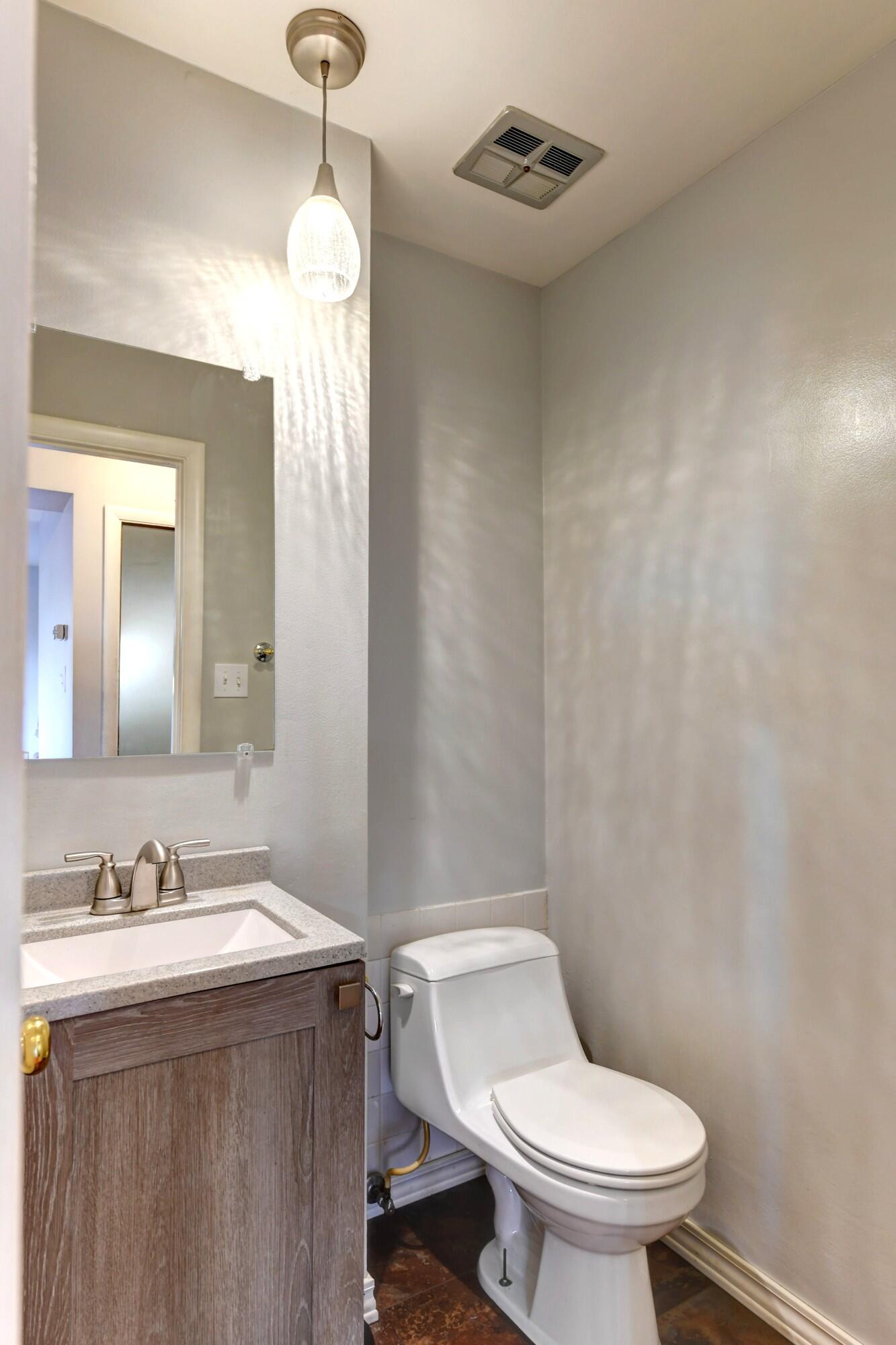 8029 Jefferson Avenue, Munster, IN 46321; Image #8