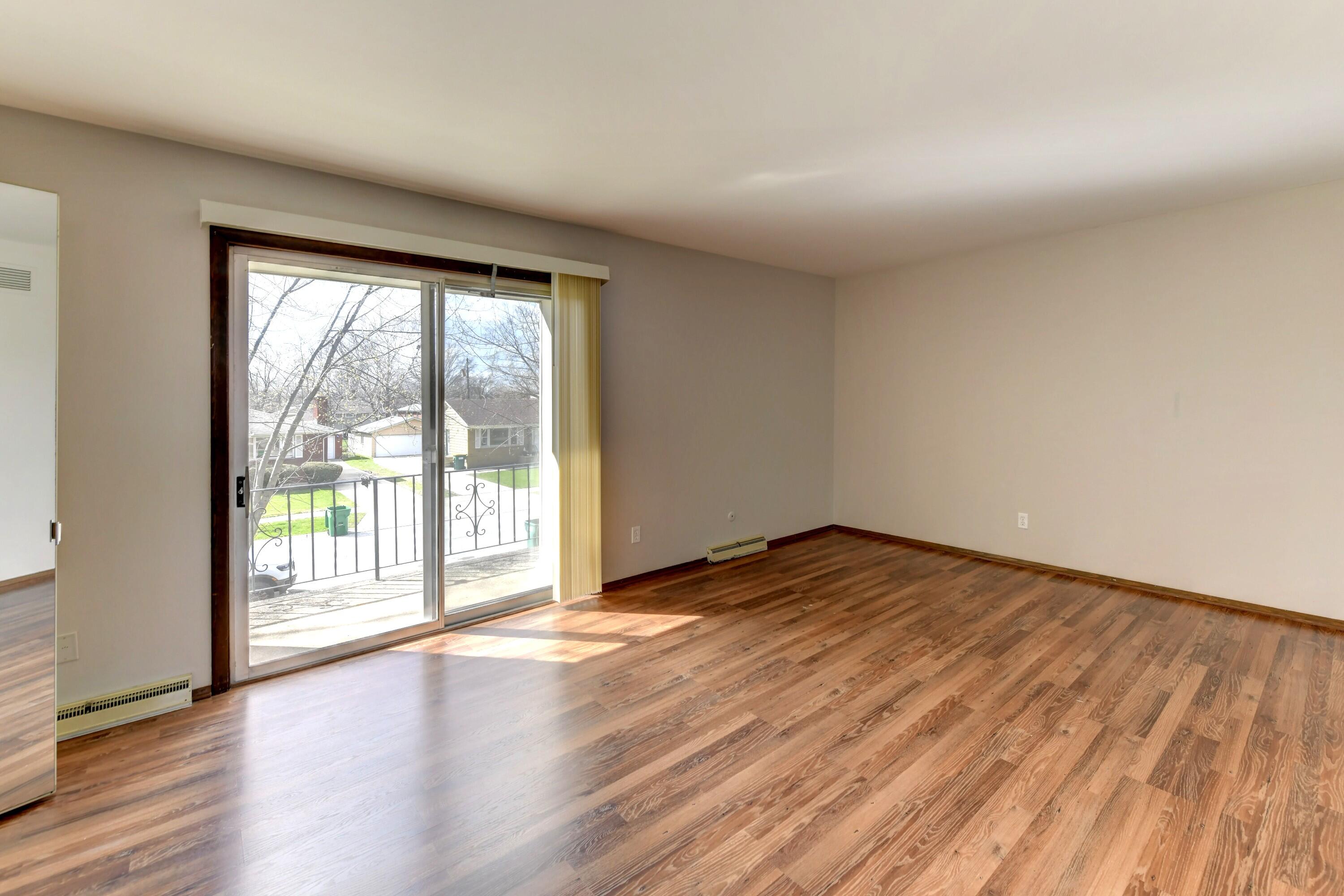 8029 Jefferson Avenue, Munster, IN 46321; Image #9