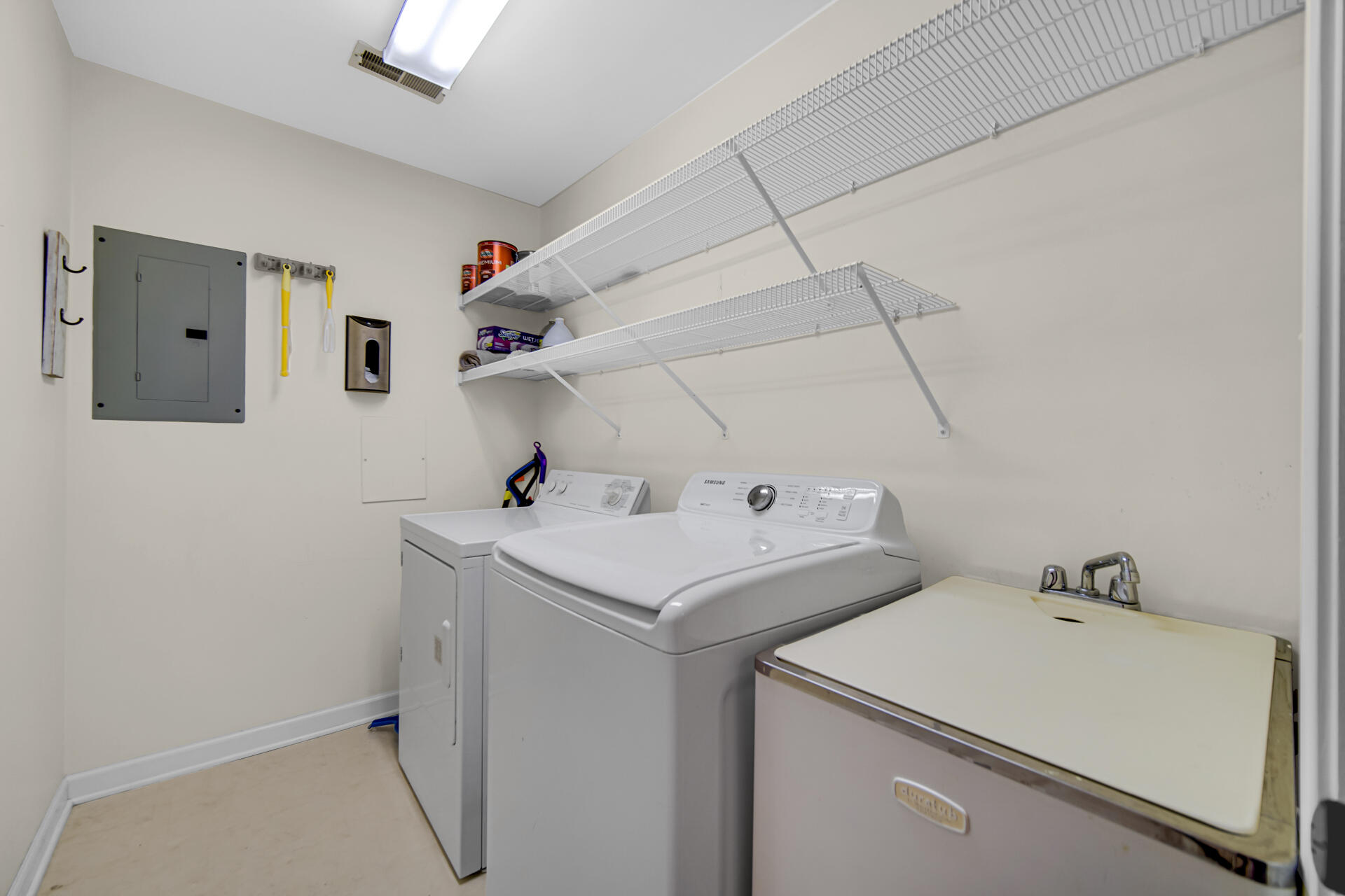 2649 Georgetowne, Highland, IN #B2, 46322; Image #20