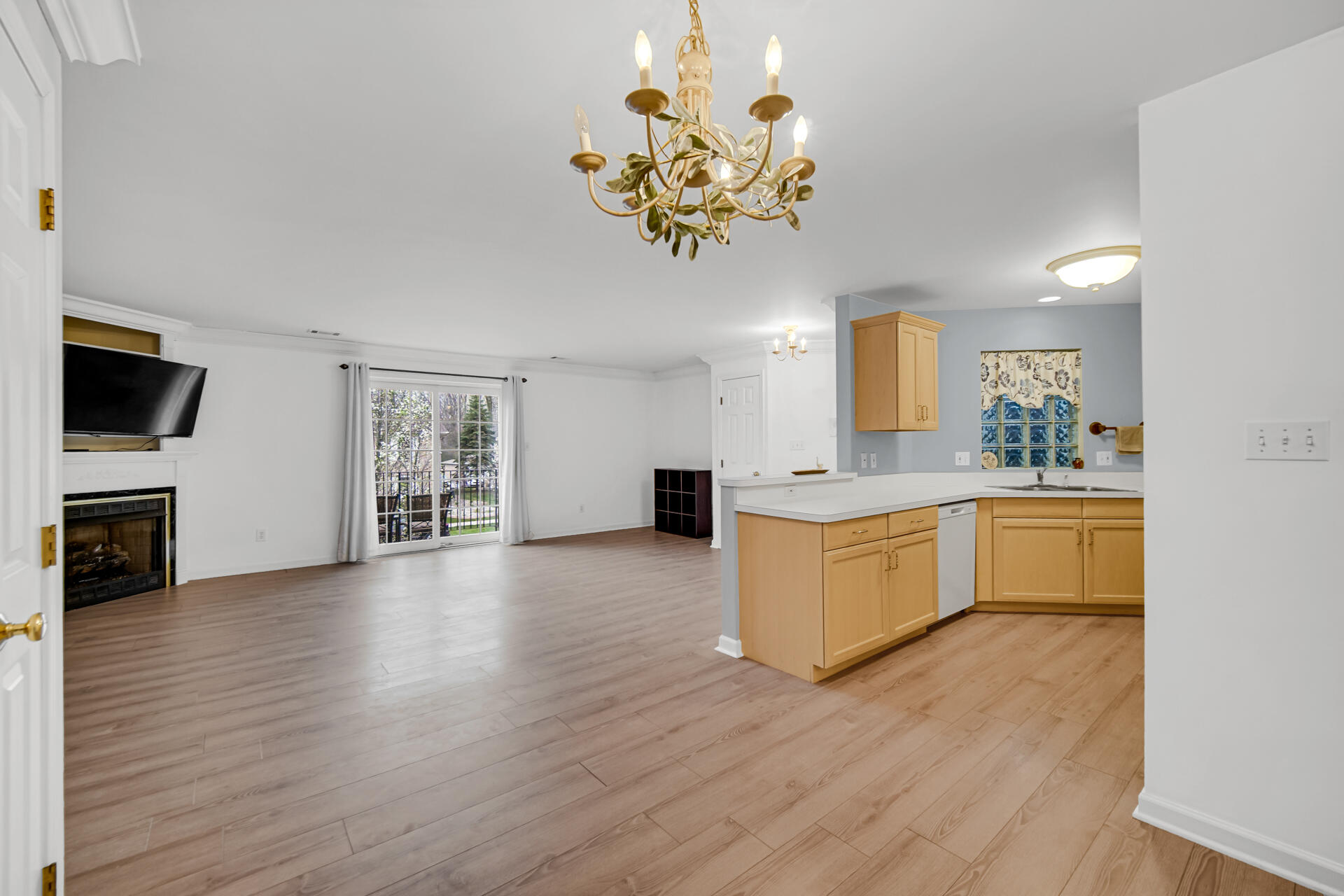 2649 Georgetowne, Highland, IN #B2, 46322; Image #6