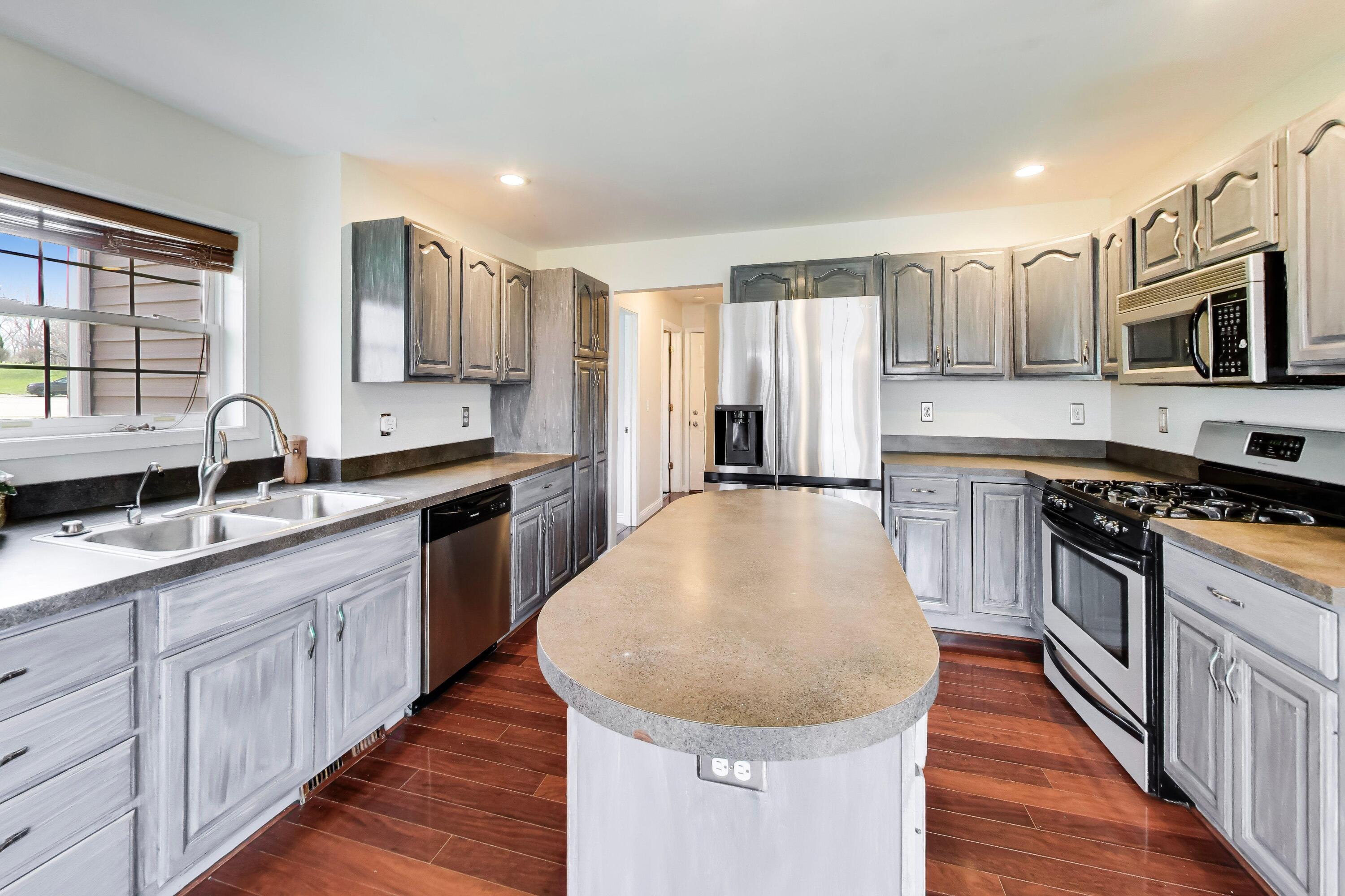 766 Wigeon Court, Valparaiso, IN 46385; Image #9