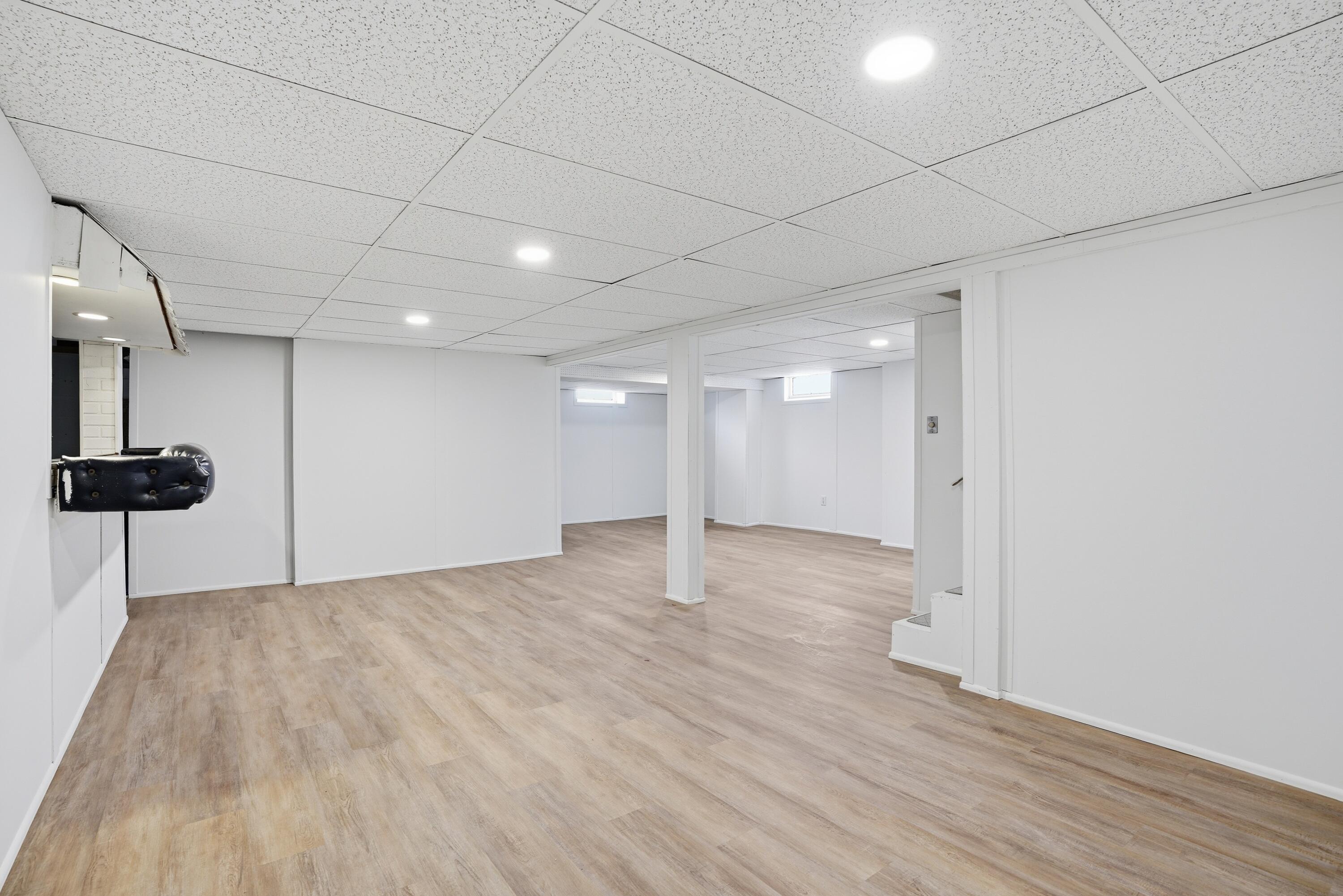 1107 W 62nd Place, Merrillville, IN 46410; Image #16