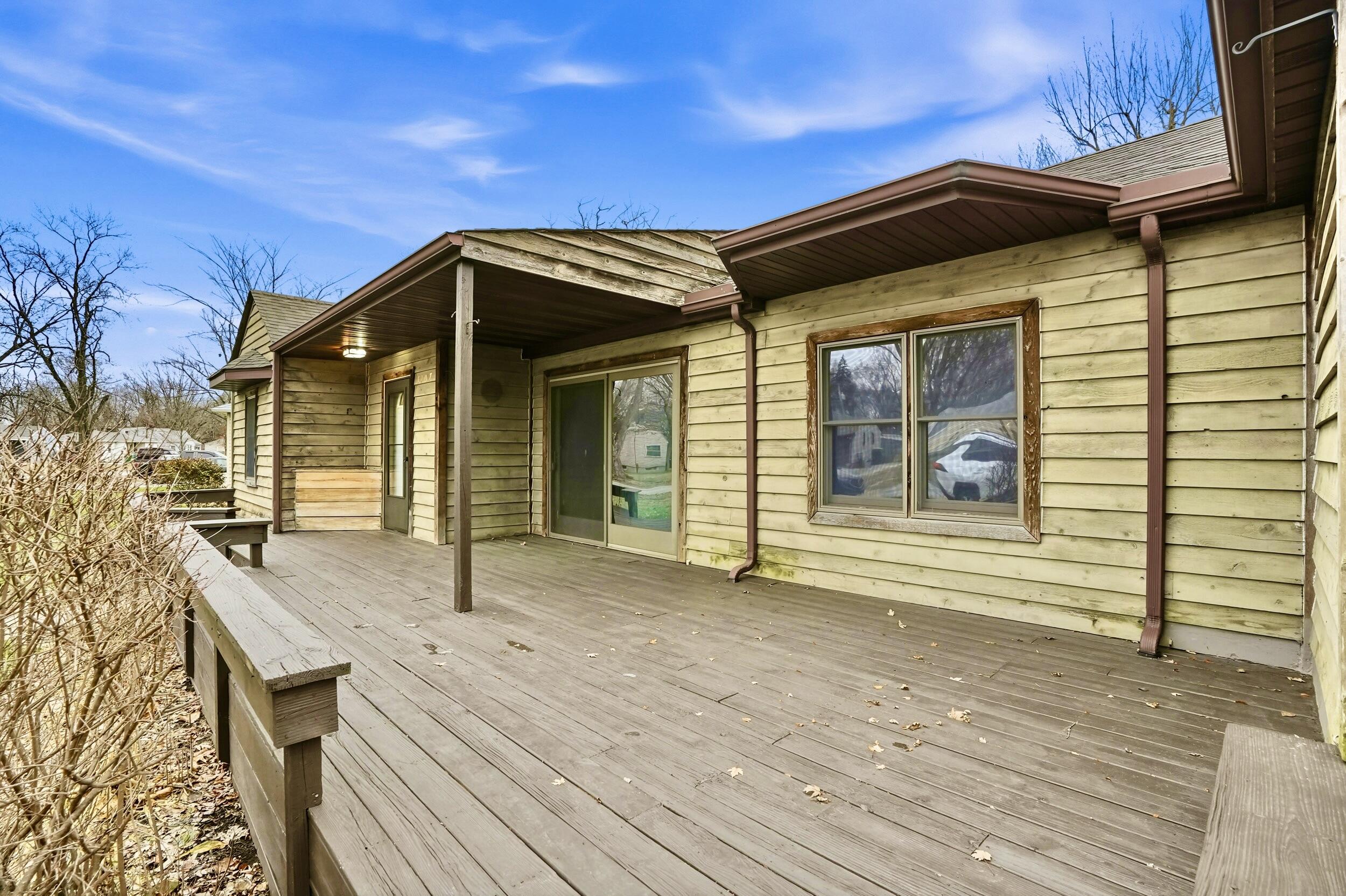 1107 W 62nd Place, Merrillville, IN 46410; Image #2