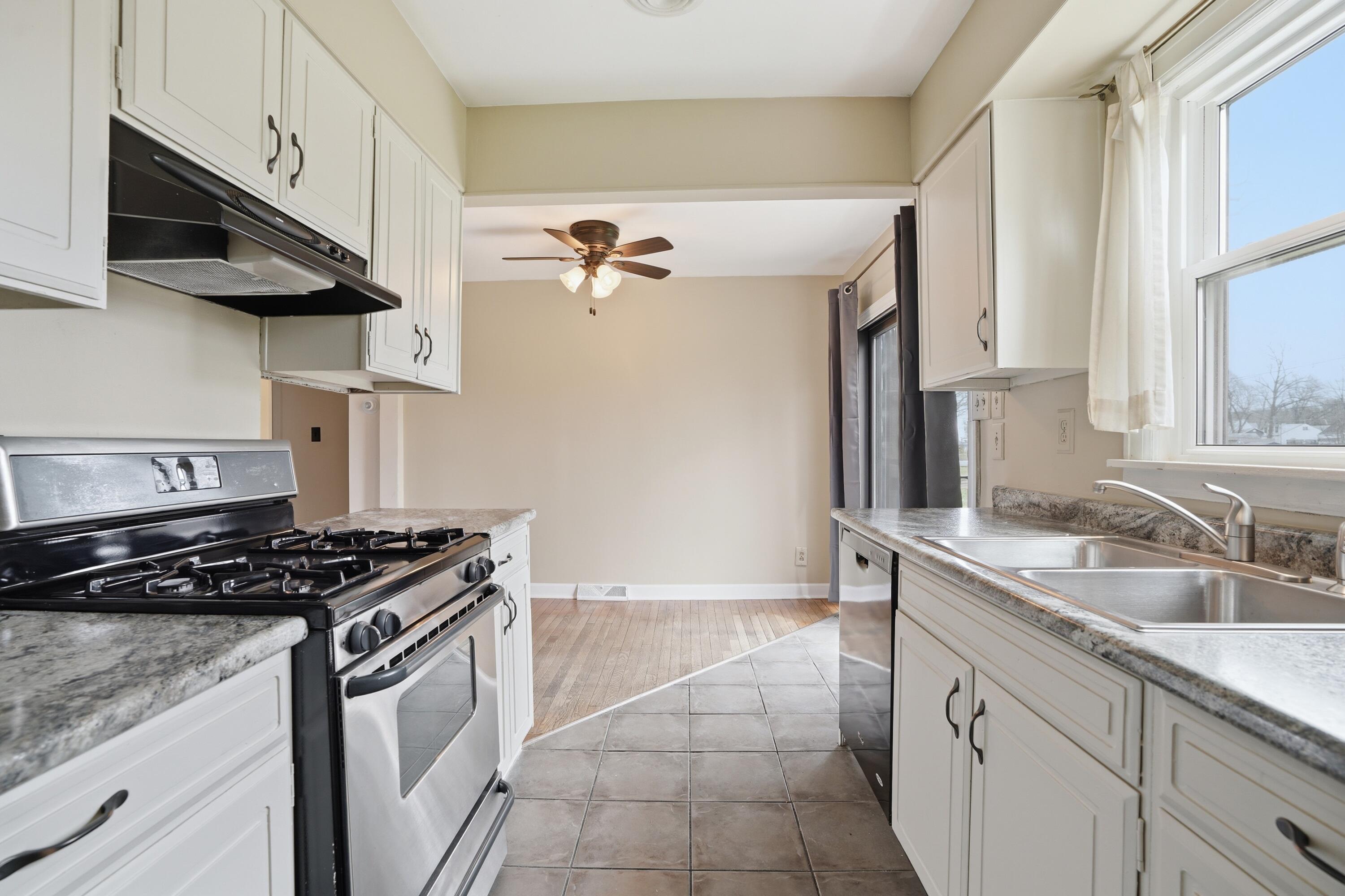 1107 W 62nd Place, Merrillville, IN 46410; Image #4