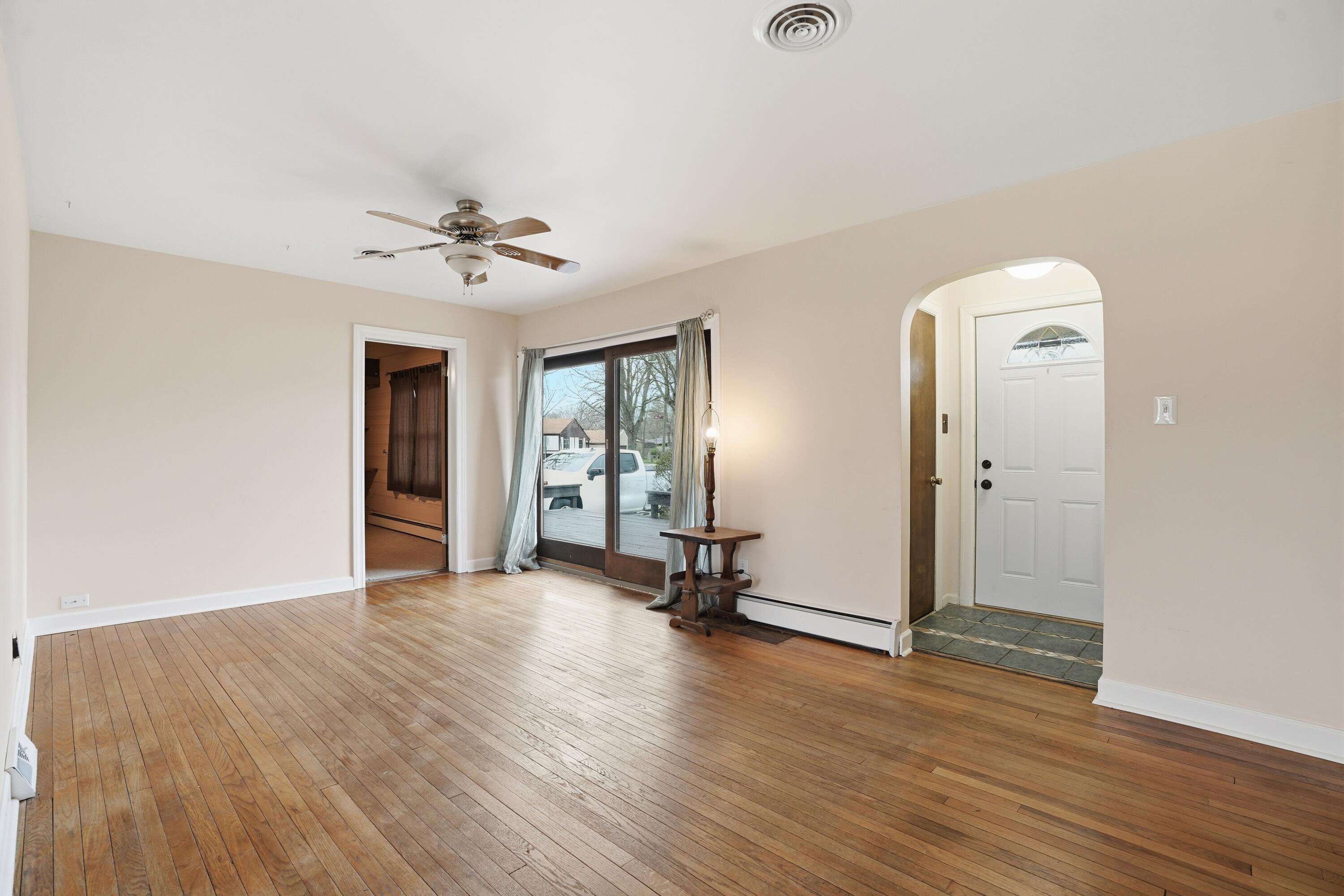 1107 W 62nd Place, Merrillville, IN 46410; Image #6