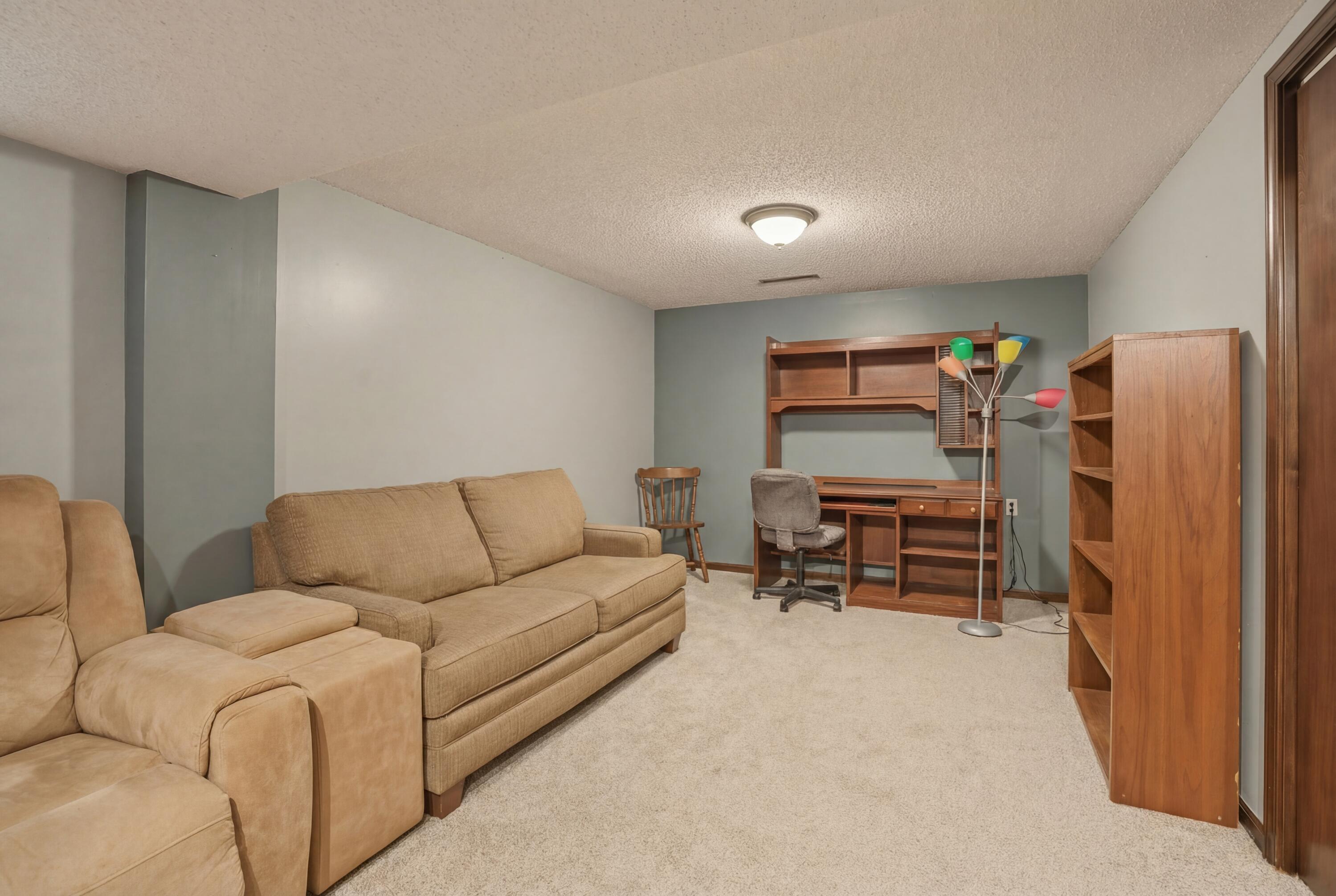 3726 W 79th Avenue, Merrillville, IN 46410; Image #6