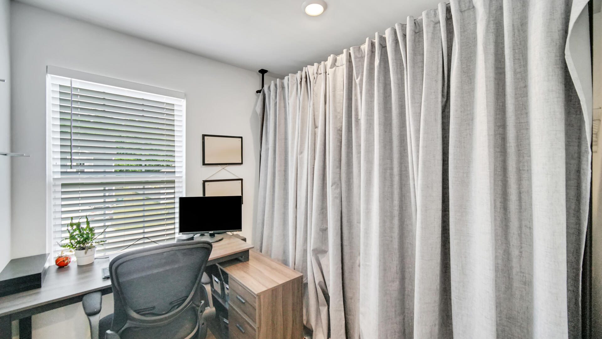 3901 Iron Gate Drive, Valparaiso, IN 46385; Image #22