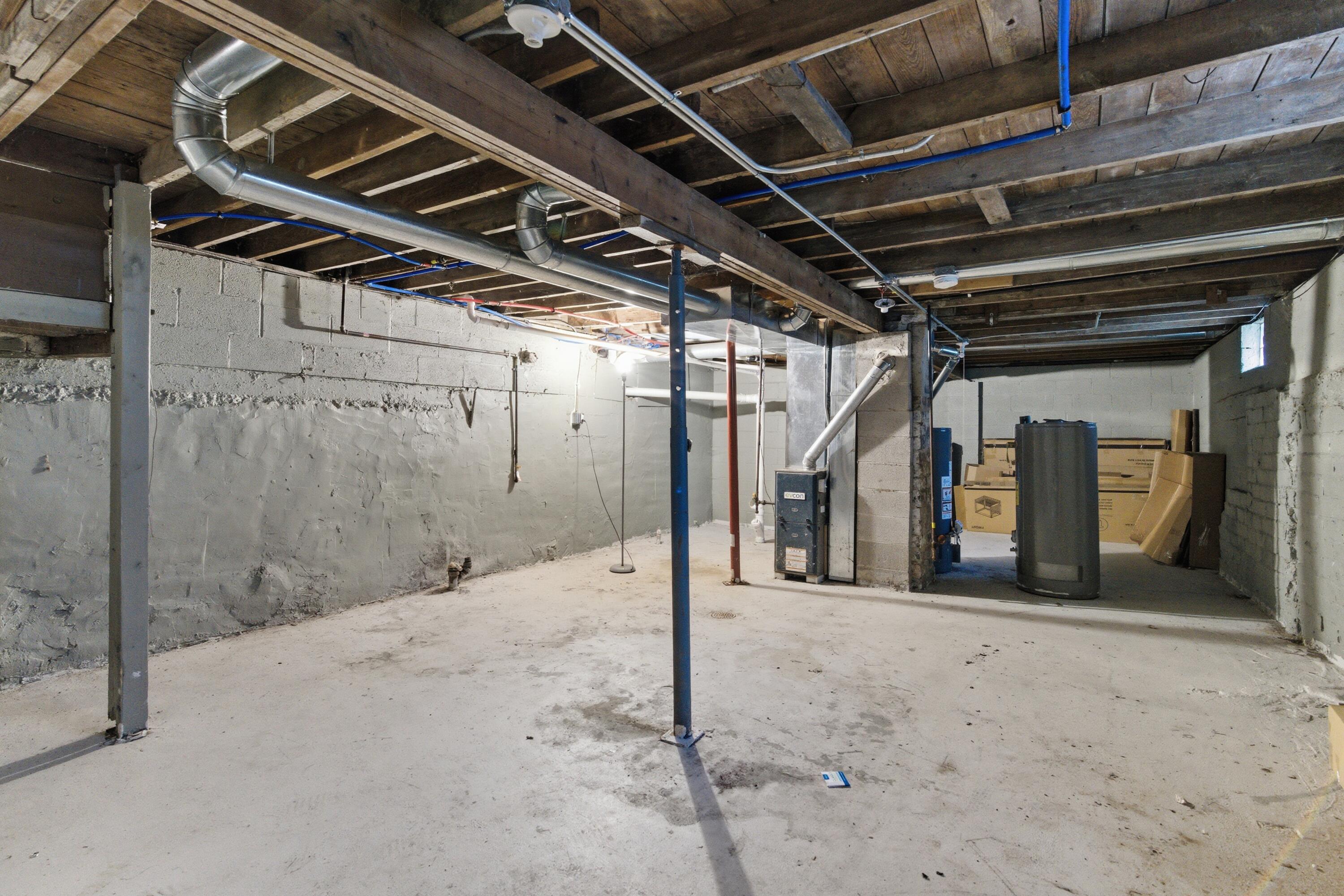 952 Willard Street, Gary, IN 46404; Image #13