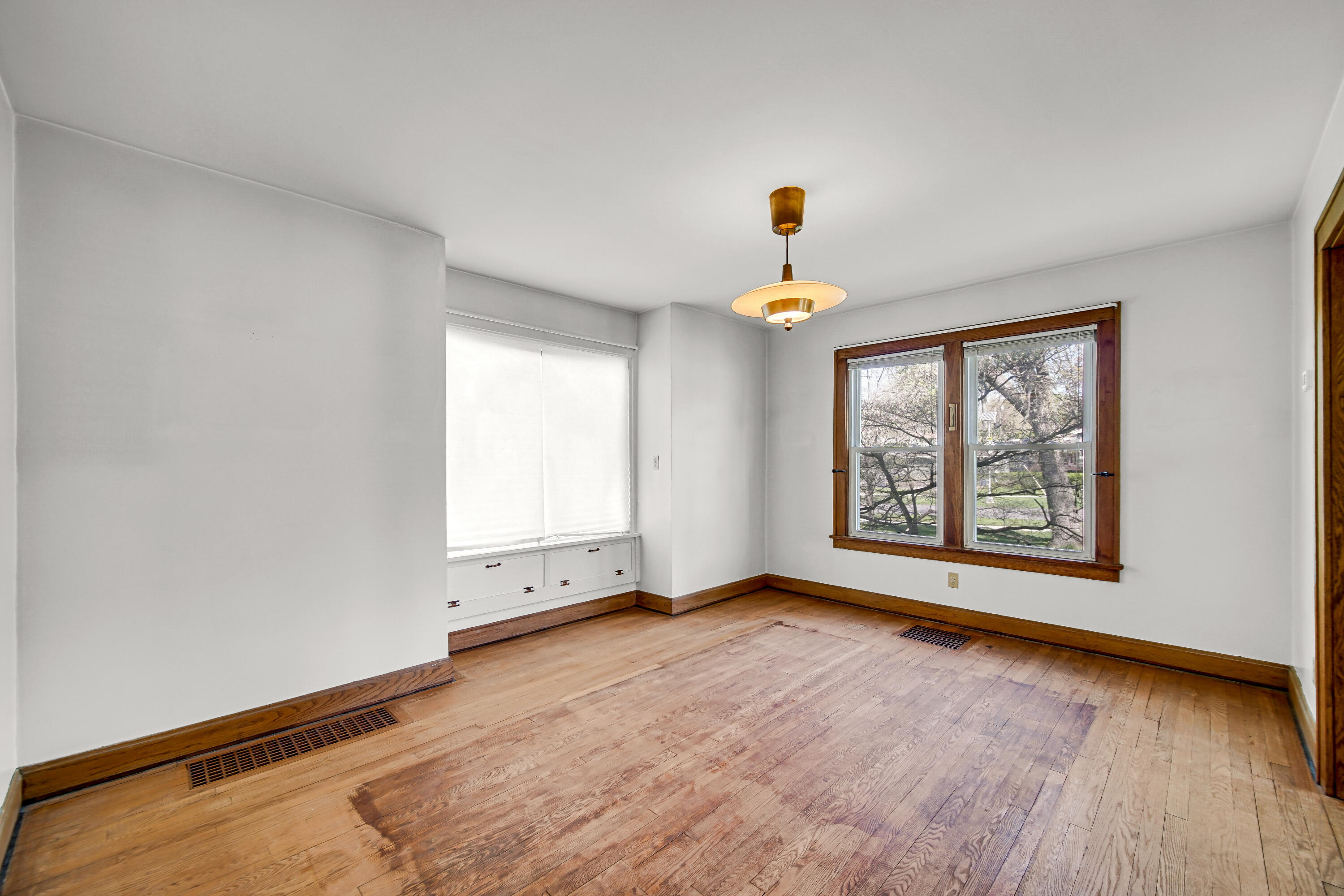 415 Elmhurst Street, Valparaiso, IN 46385; Image #10