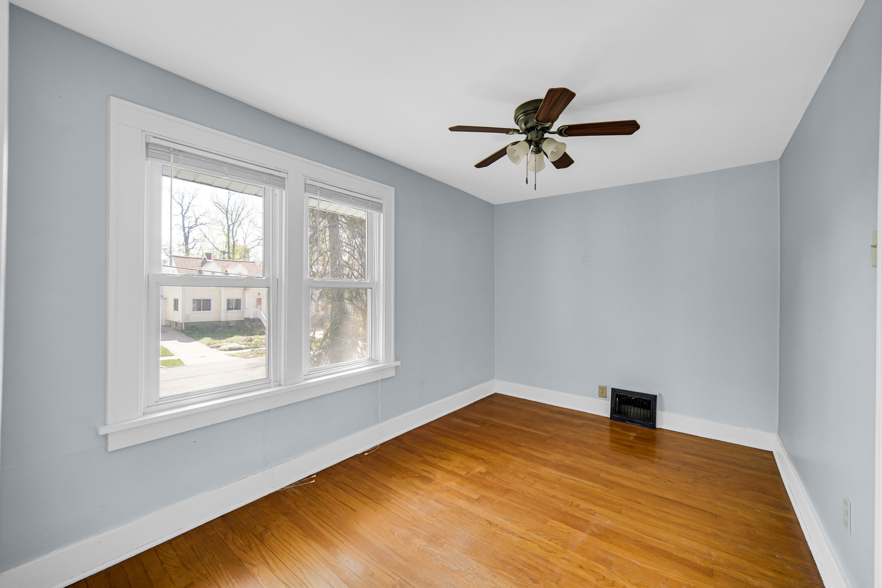 415 Elmhurst Street, Valparaiso, IN 46385; Image #23