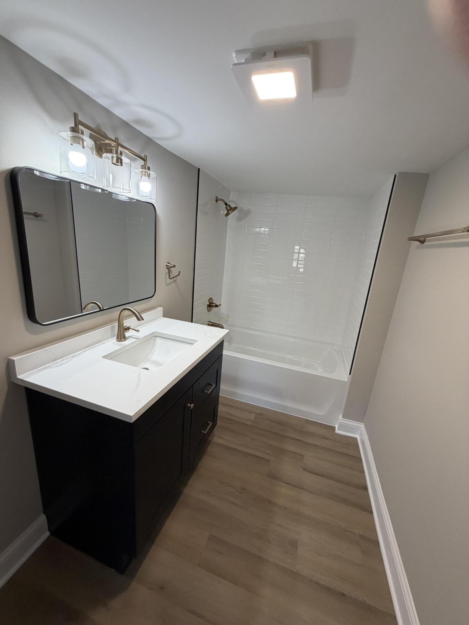 2933 W 38th Place, Hobart, IN 46342; Image #12