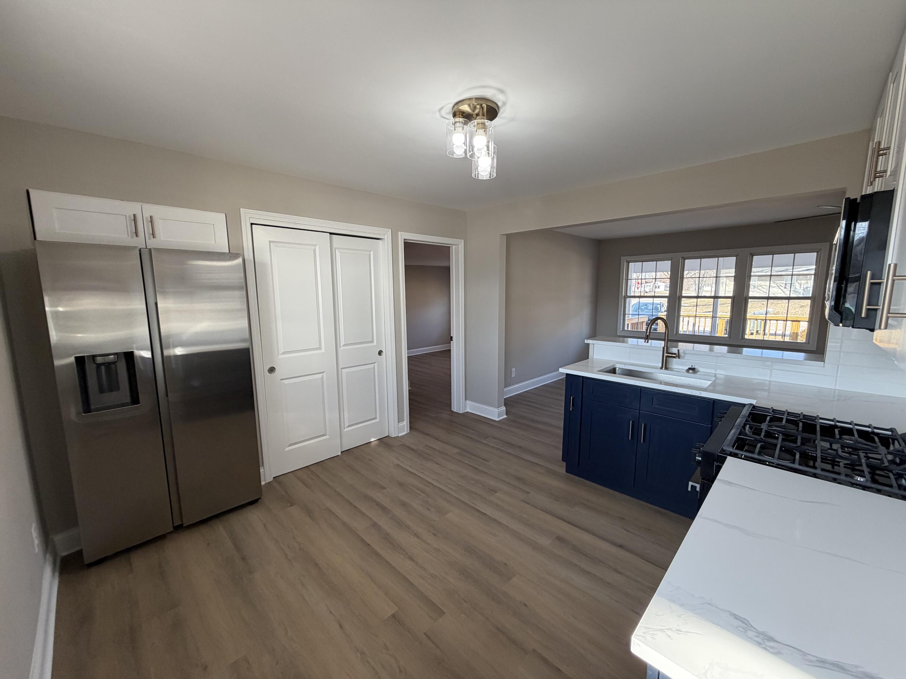 2933 W 38th Place, Hobart, IN 46342; Image #7