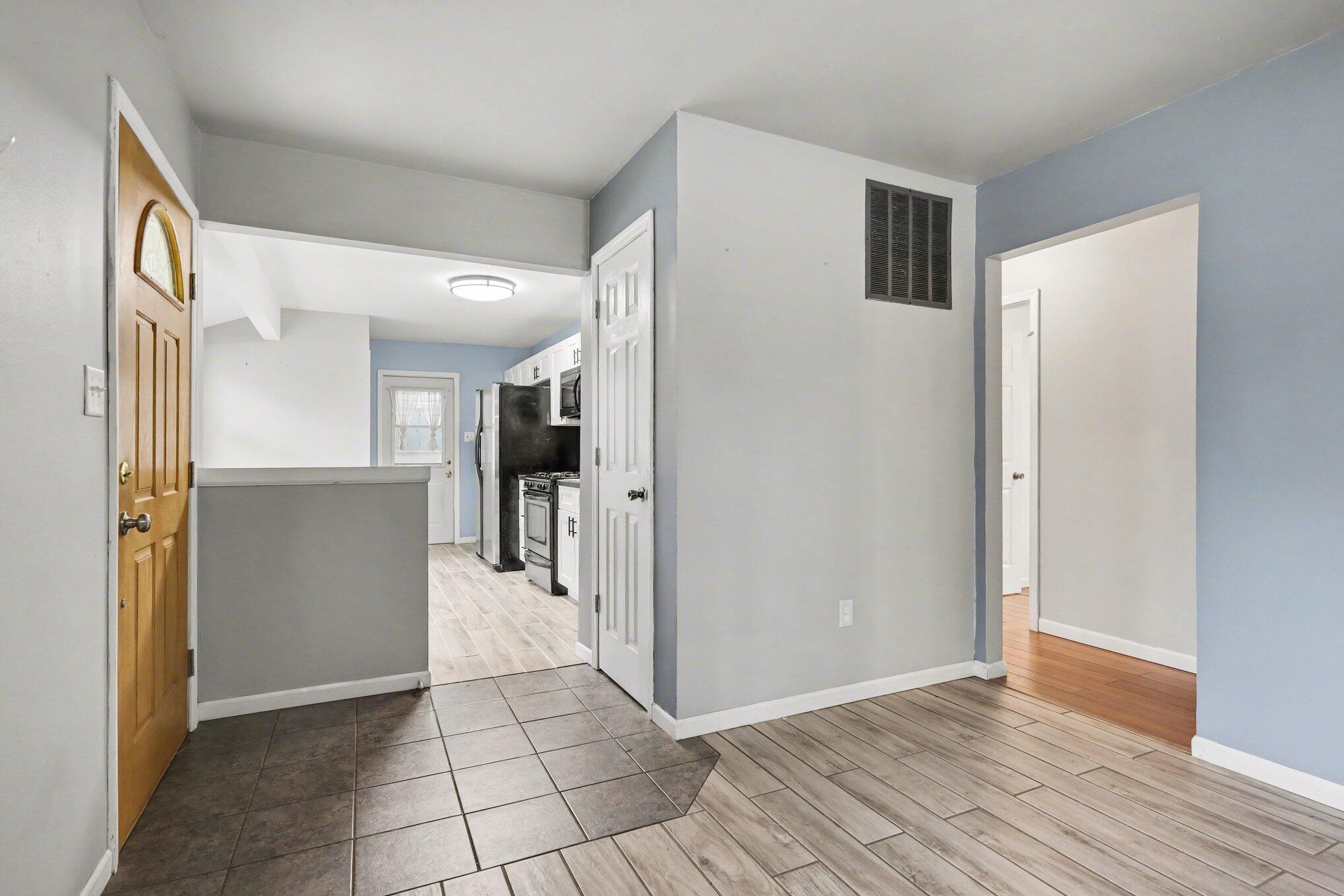 7080 Sherwood Avenue, Portage, IN 46368; Image #3