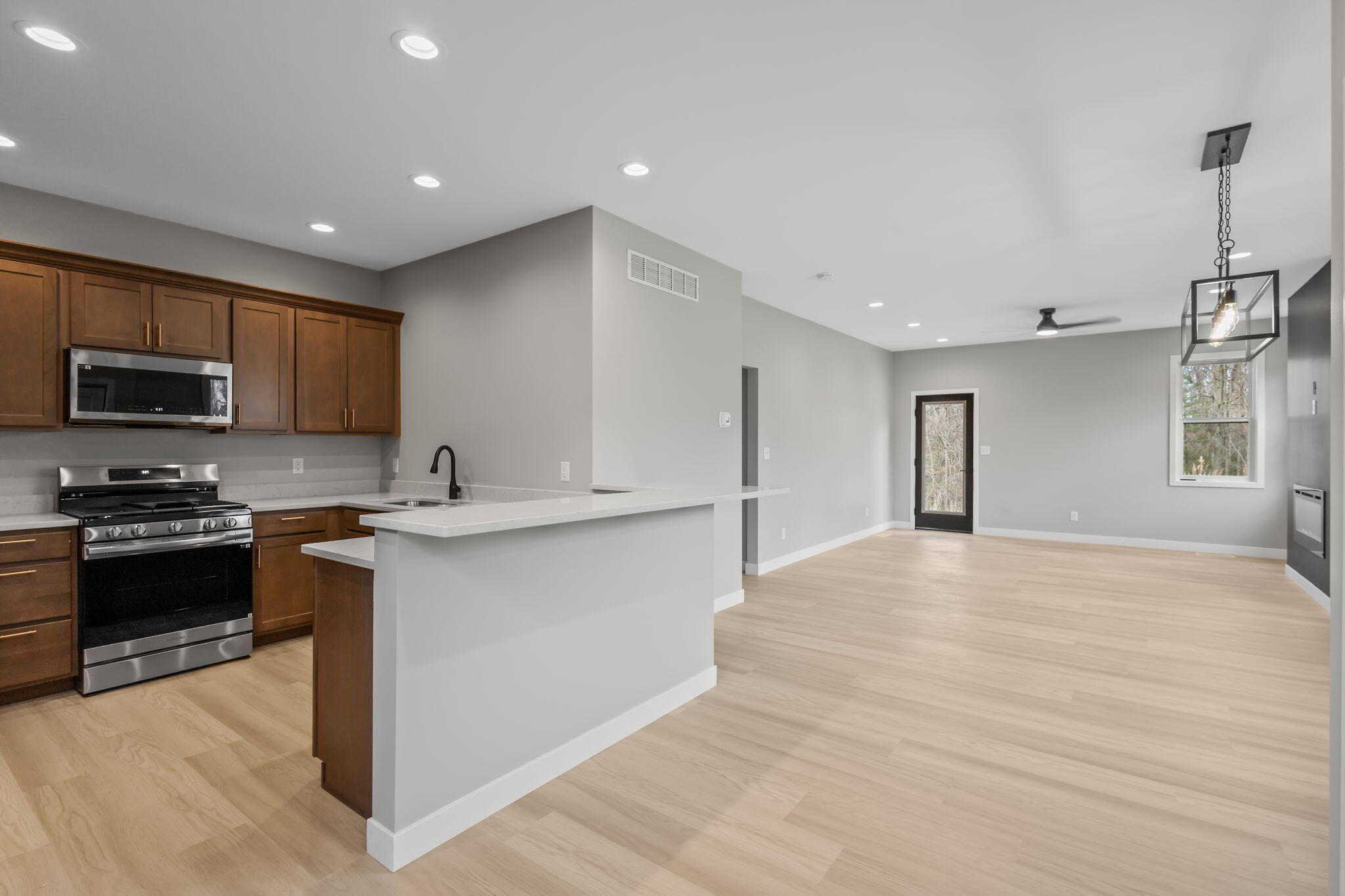 4205 S North Shore Drive, Knox, IN 46534; Image #4
