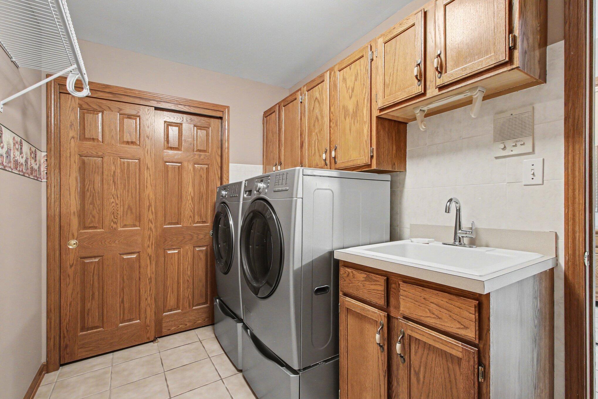 9241 Monix Drive, St. John, IN 46373; Image #14