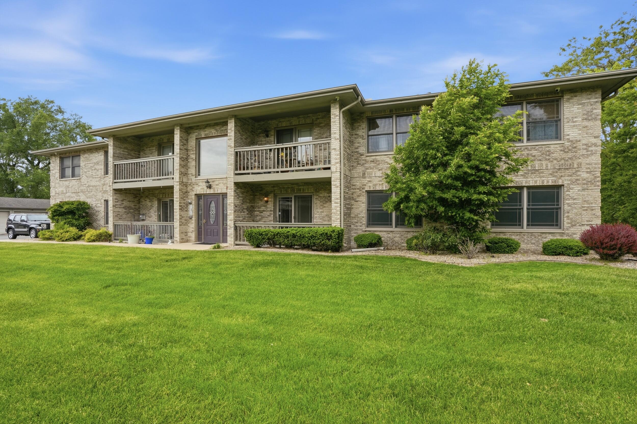 9101 Kennedy Avenue, Highland, IN #1b, 46322; Image #1