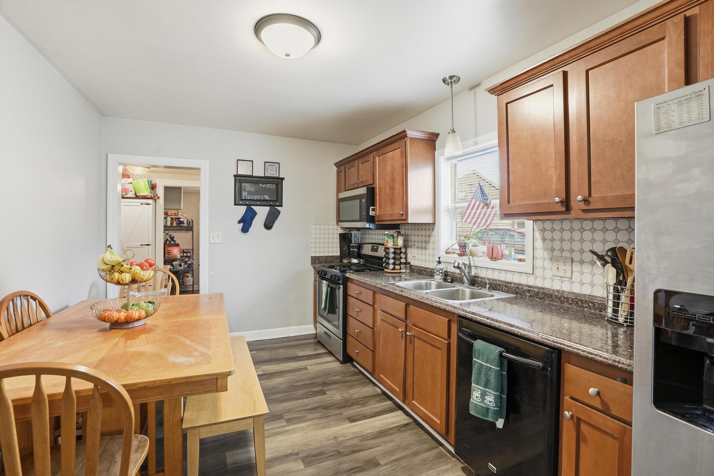 2623 Hart Road, Highland, IN 46322; Image #10