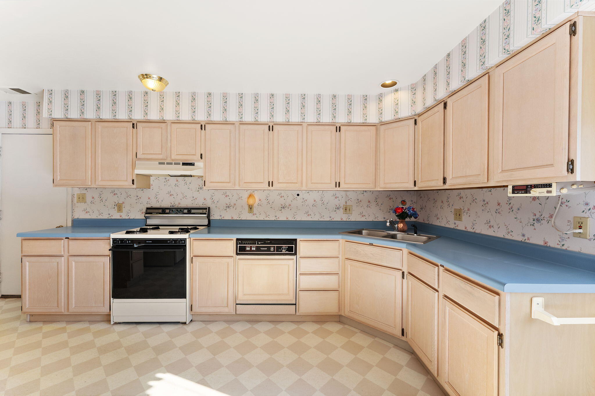 823 Spruce Lane, Schererville, IN 46375; Image #7