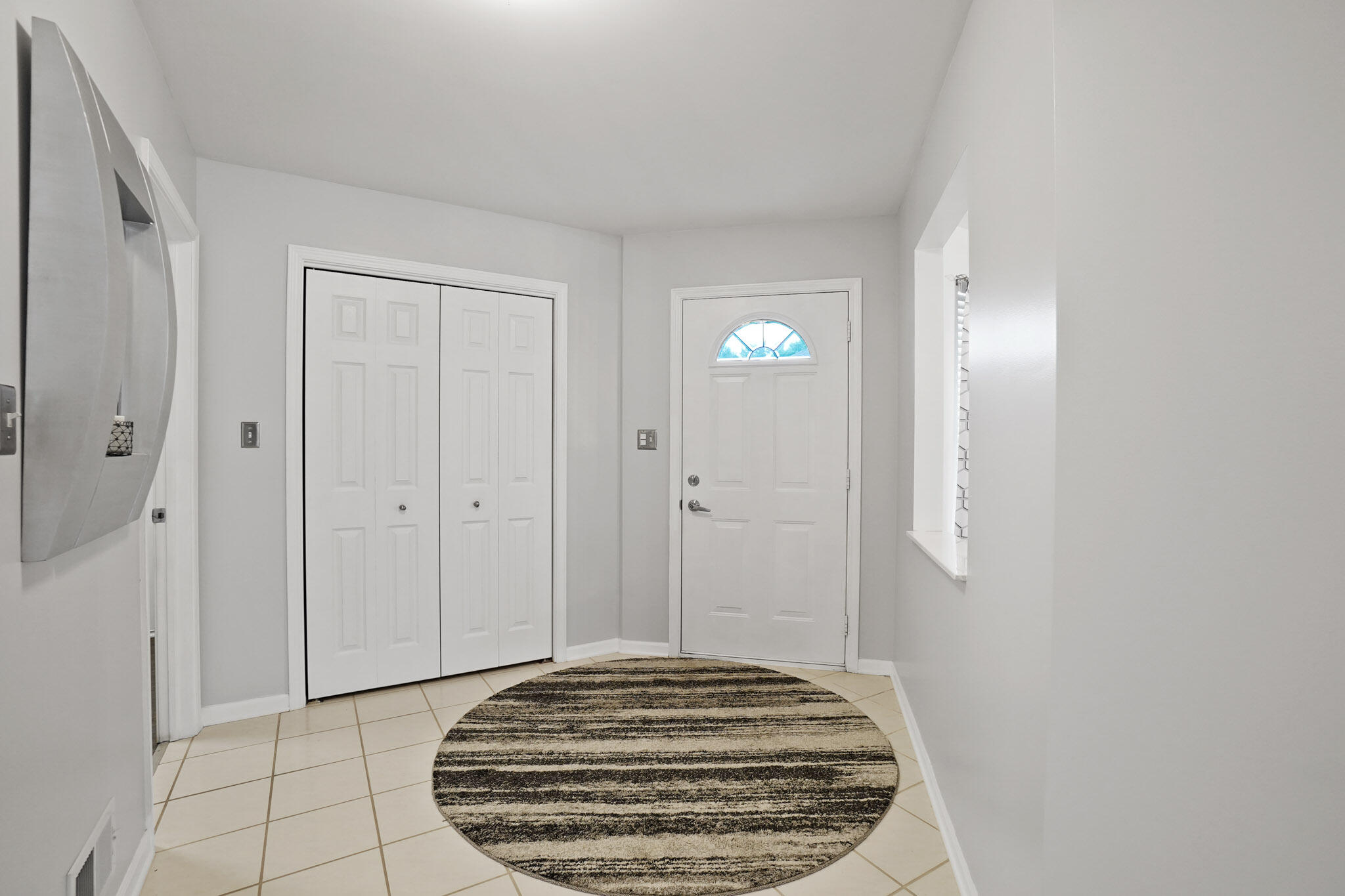 5816 Iris Lane, Schererville, IN 46375; Image #2