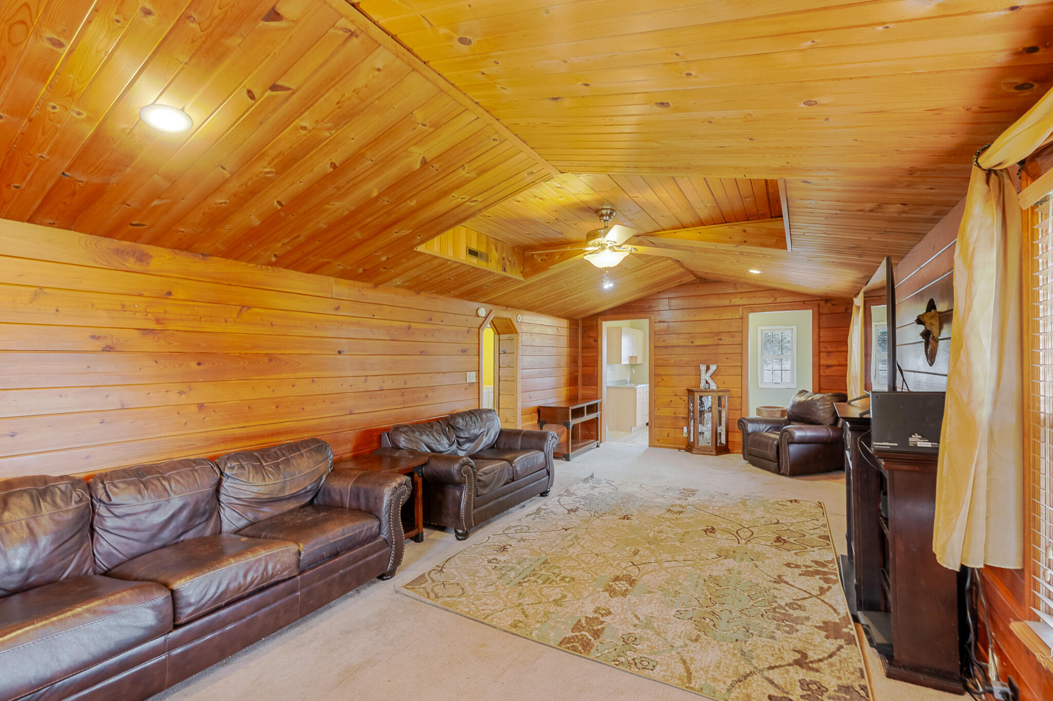 2402 Linda Road, Valparaiso, IN 46383; Image #17