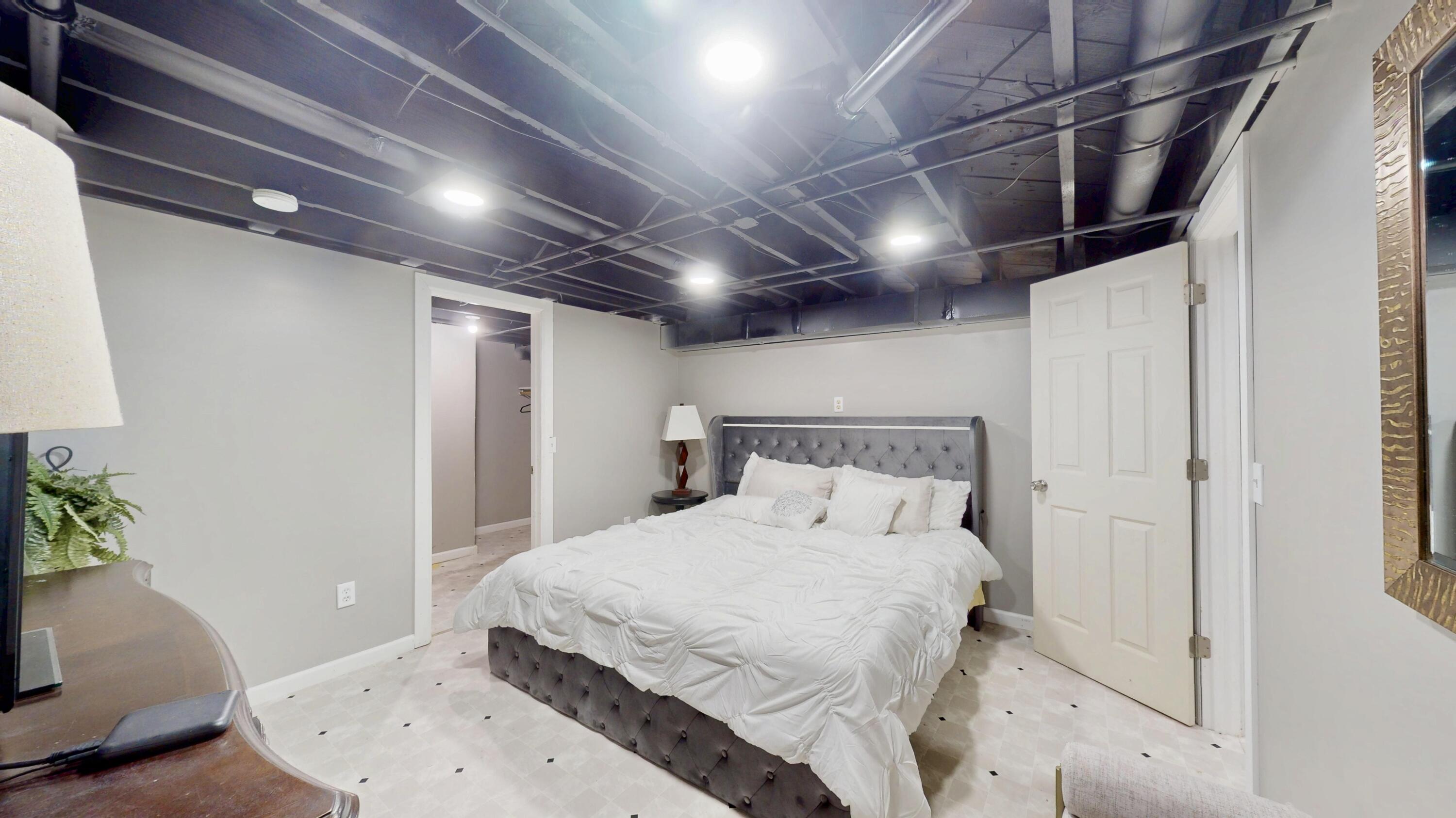 4650 Van Buren Street, Gary, IN 46408; Image #29