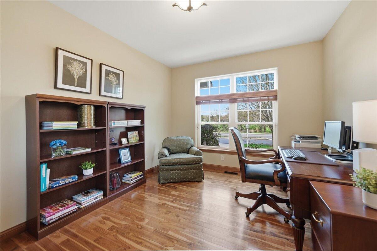 1153 Vale Park Road, Valparaiso, IN 46385; Image #19