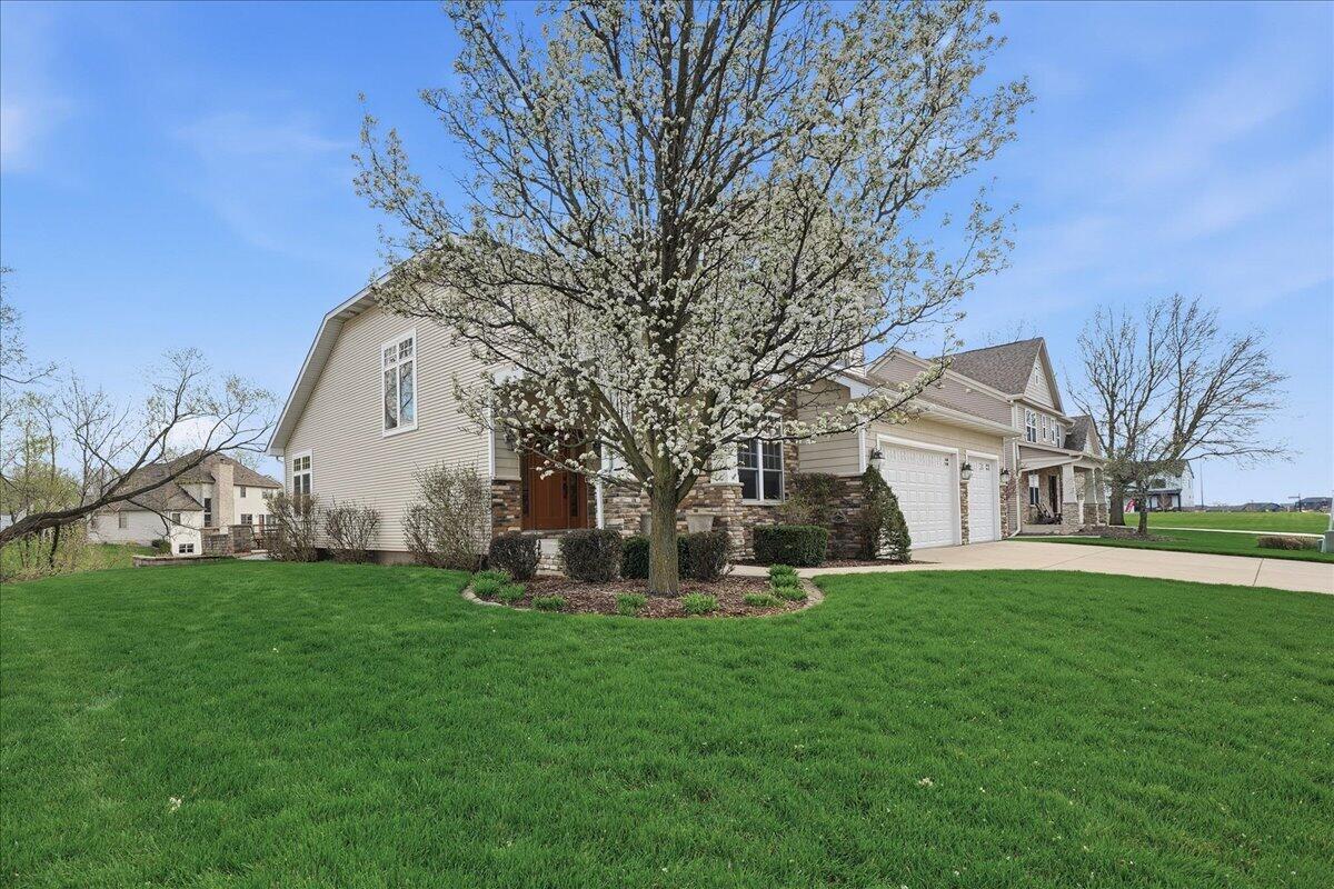 1153 Vale Park Road, Valparaiso, IN 46385; Image #3