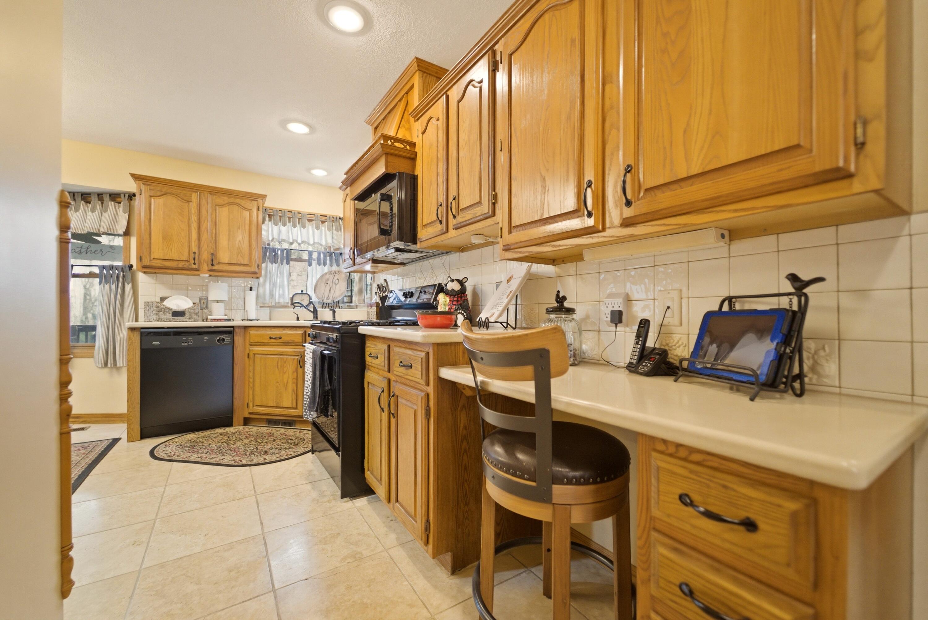1388 N Cortland Lane, La Porte, IN 46350; Image #10