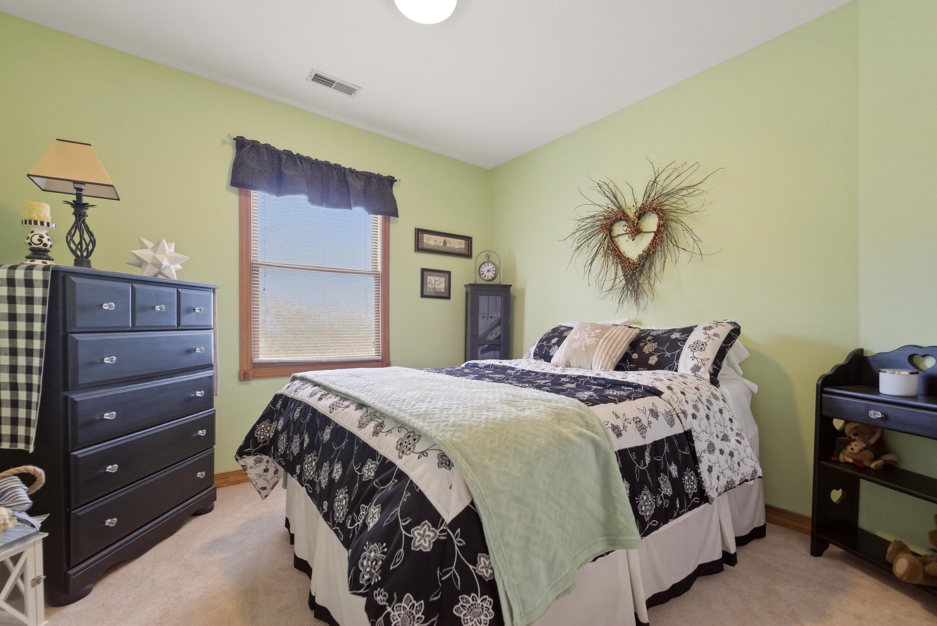 1388 N Cortland Lane, La Porte, IN 46350; Image #17