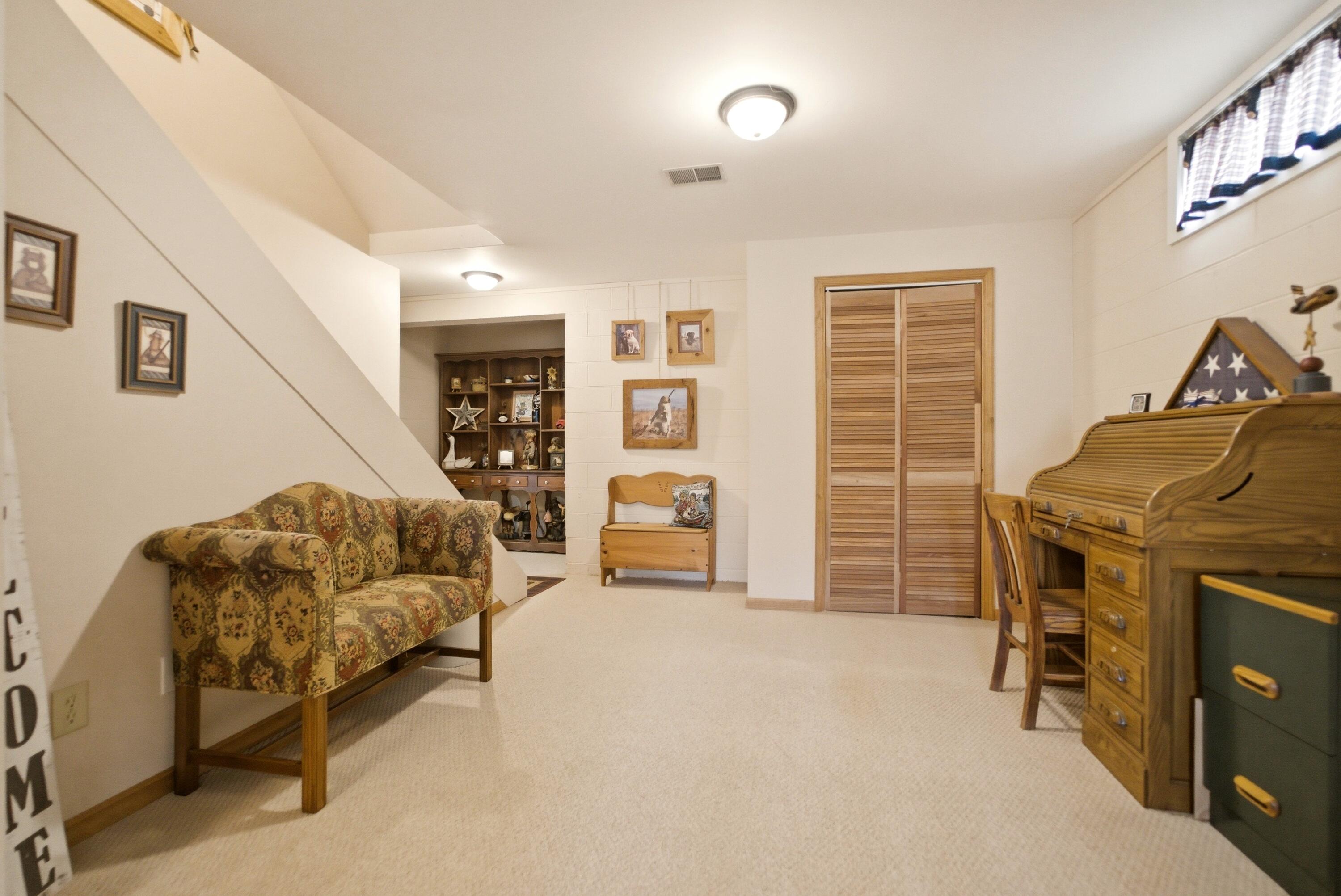 1388 N Cortland Lane, La Porte, IN 46350; Image #27
