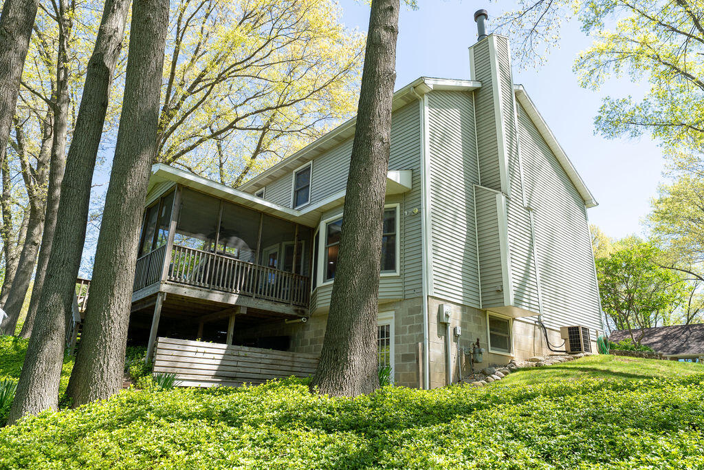1388 N Cortland Lane, La Porte, IN 46350; Image #54