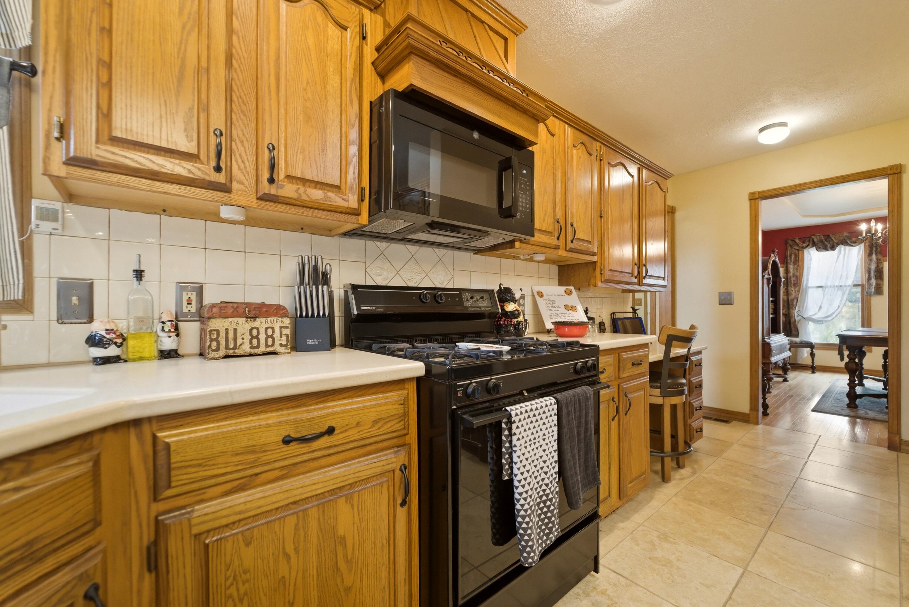 1388 N Cortland Lane, La Porte, IN 46350; Image #9