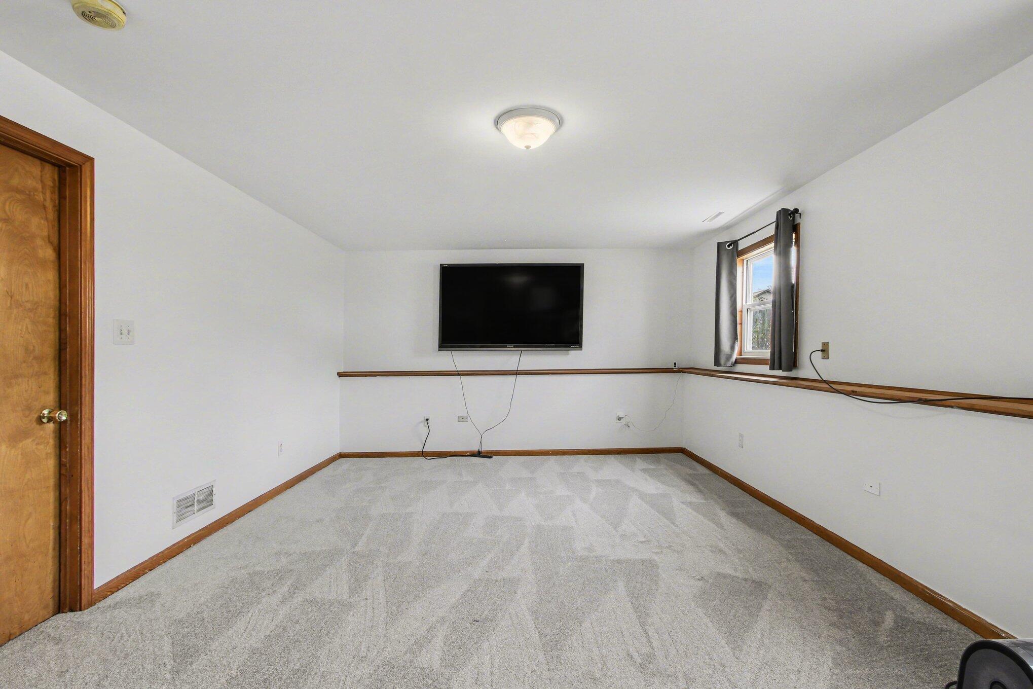 1412 Essex Drive, Chesterton, IN 46304; Image #15