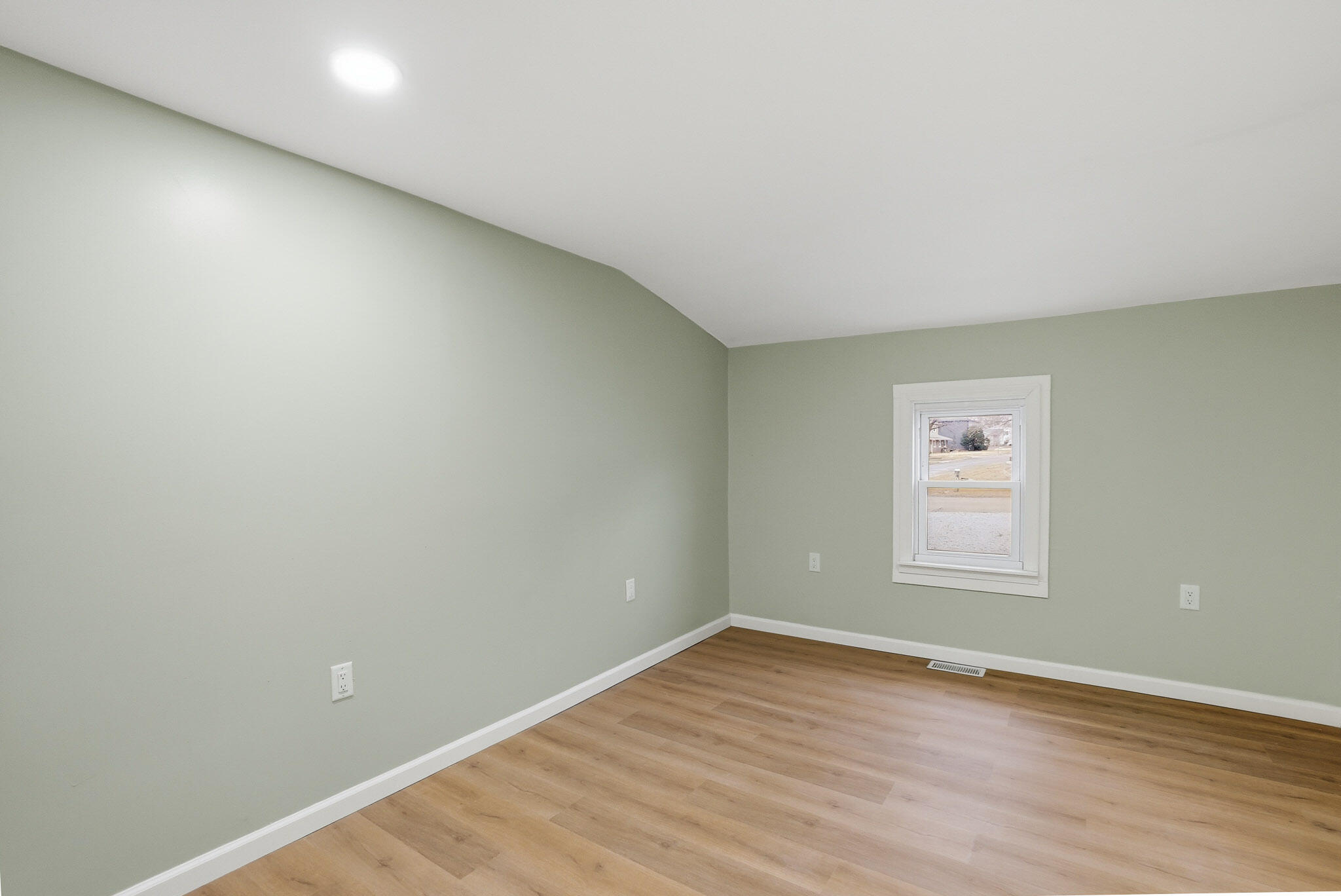 238 N Nichols Street, Lowell, IN 46356; Image #10